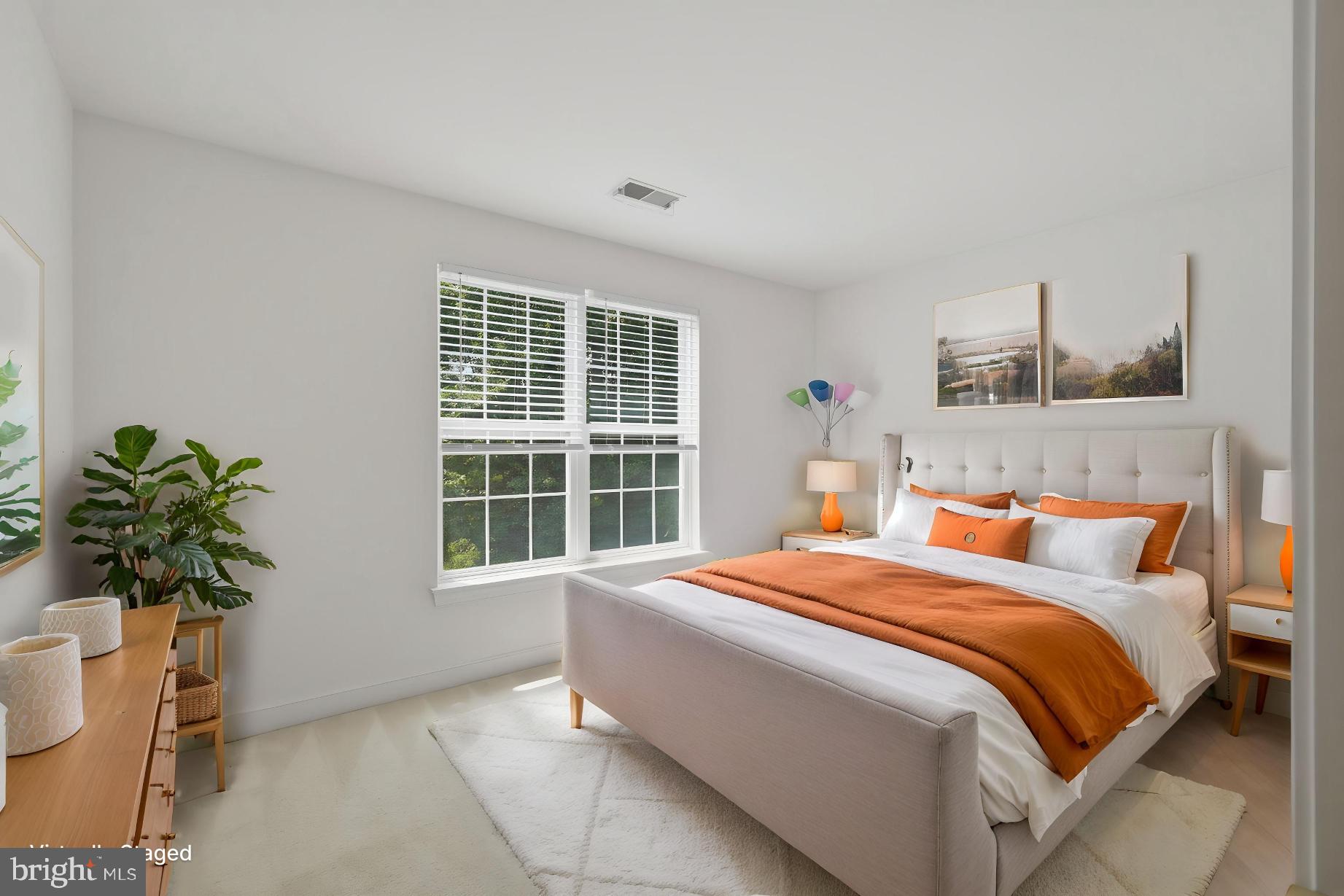 NORTH SHERWOOD FOREST - Residential