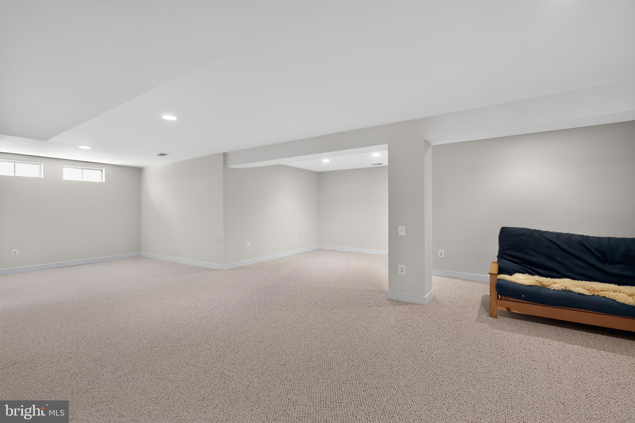 NORTH SHERWOOD FOREST - Residential