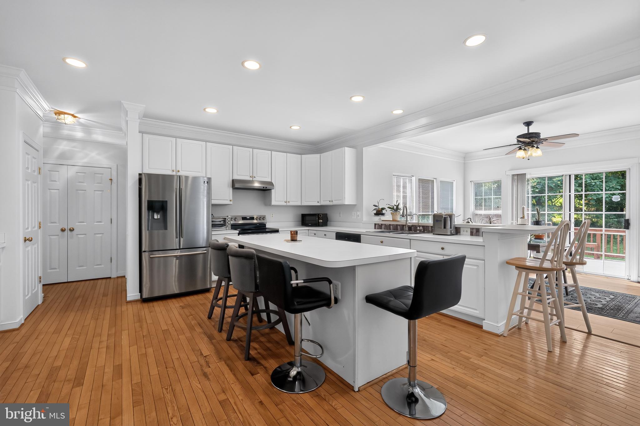 NORTH SHERWOOD FOREST - Residential