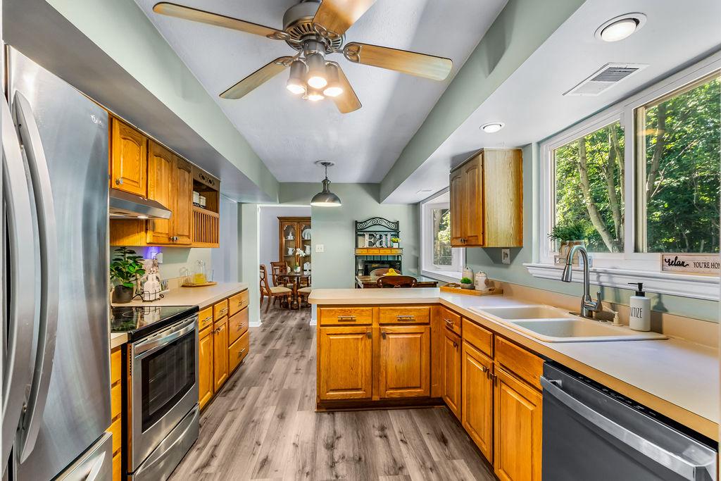 NORTHVIEW AT LAKE VILLAGE - Residential