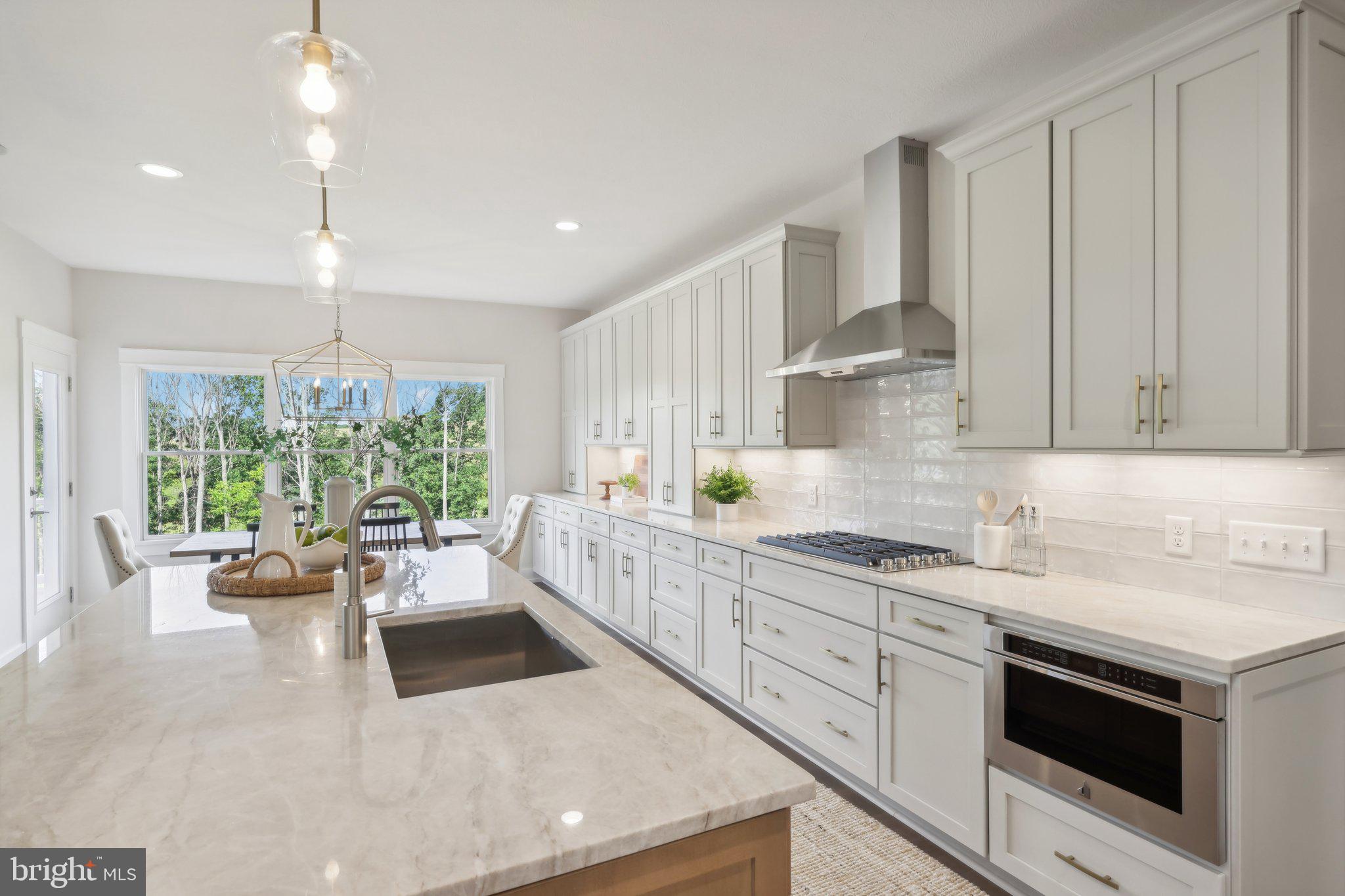 CEDAR VIEW - Residential