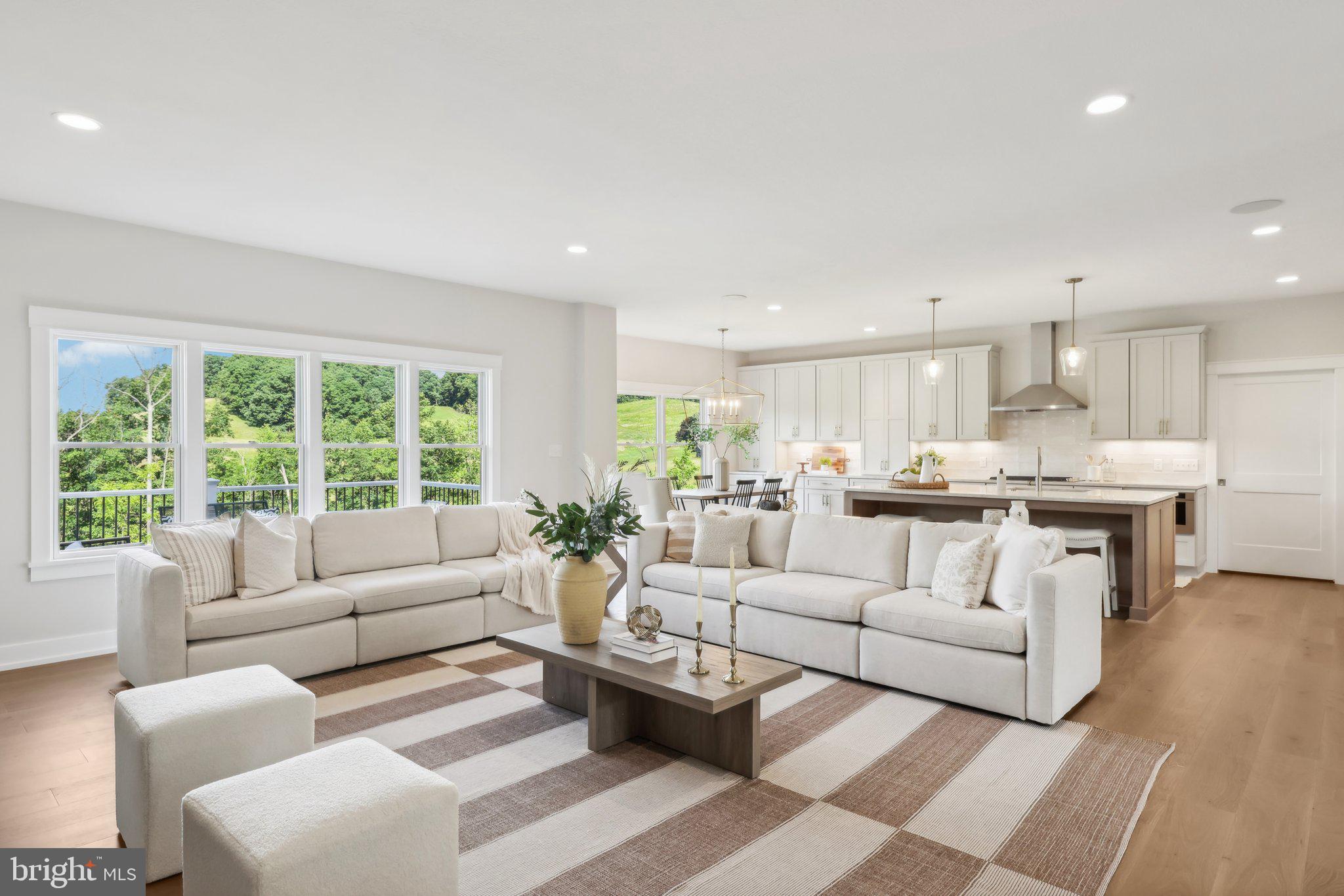 CEDAR VIEW - Residential