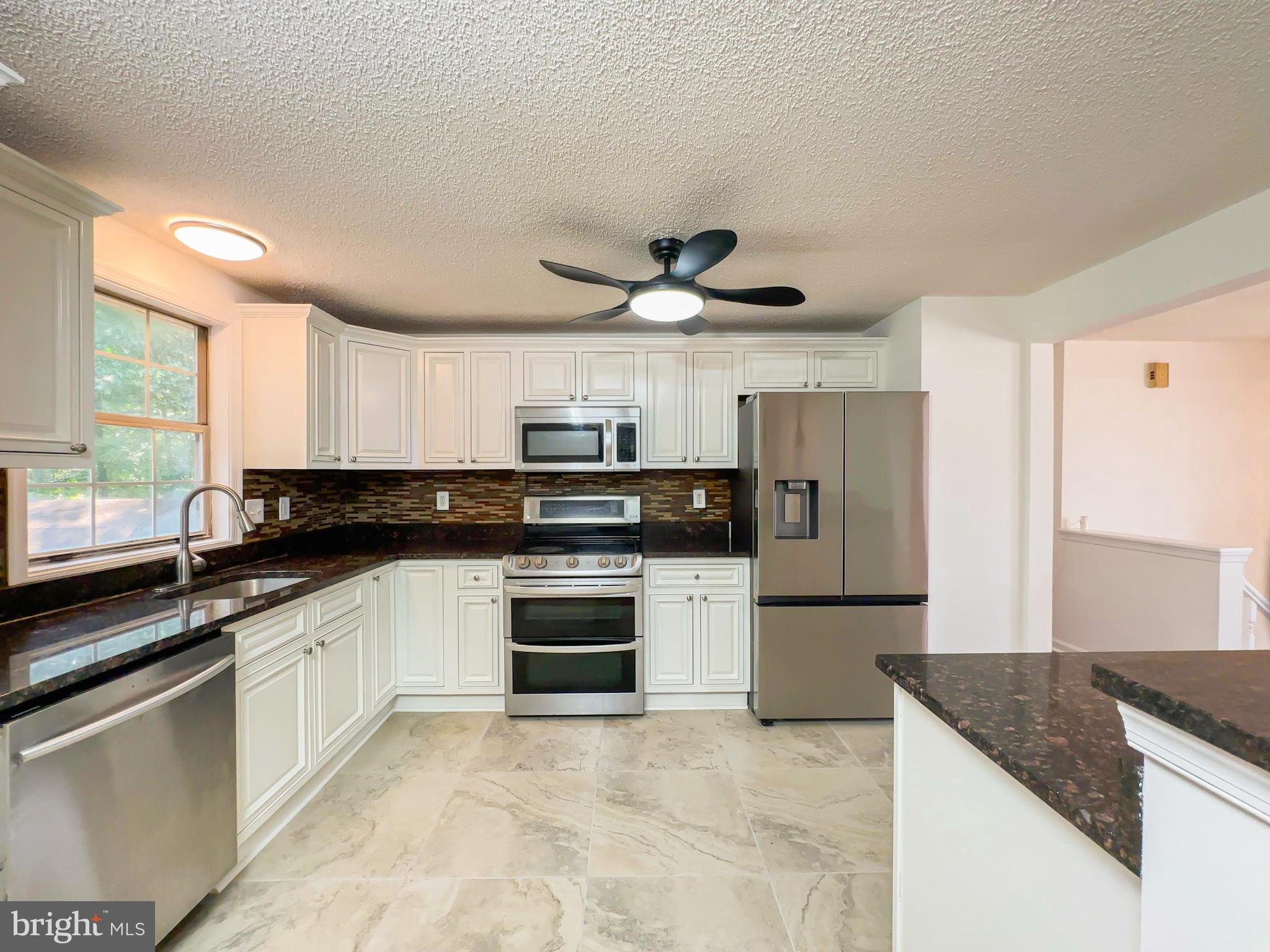 CRICKET RIDGE - Residential