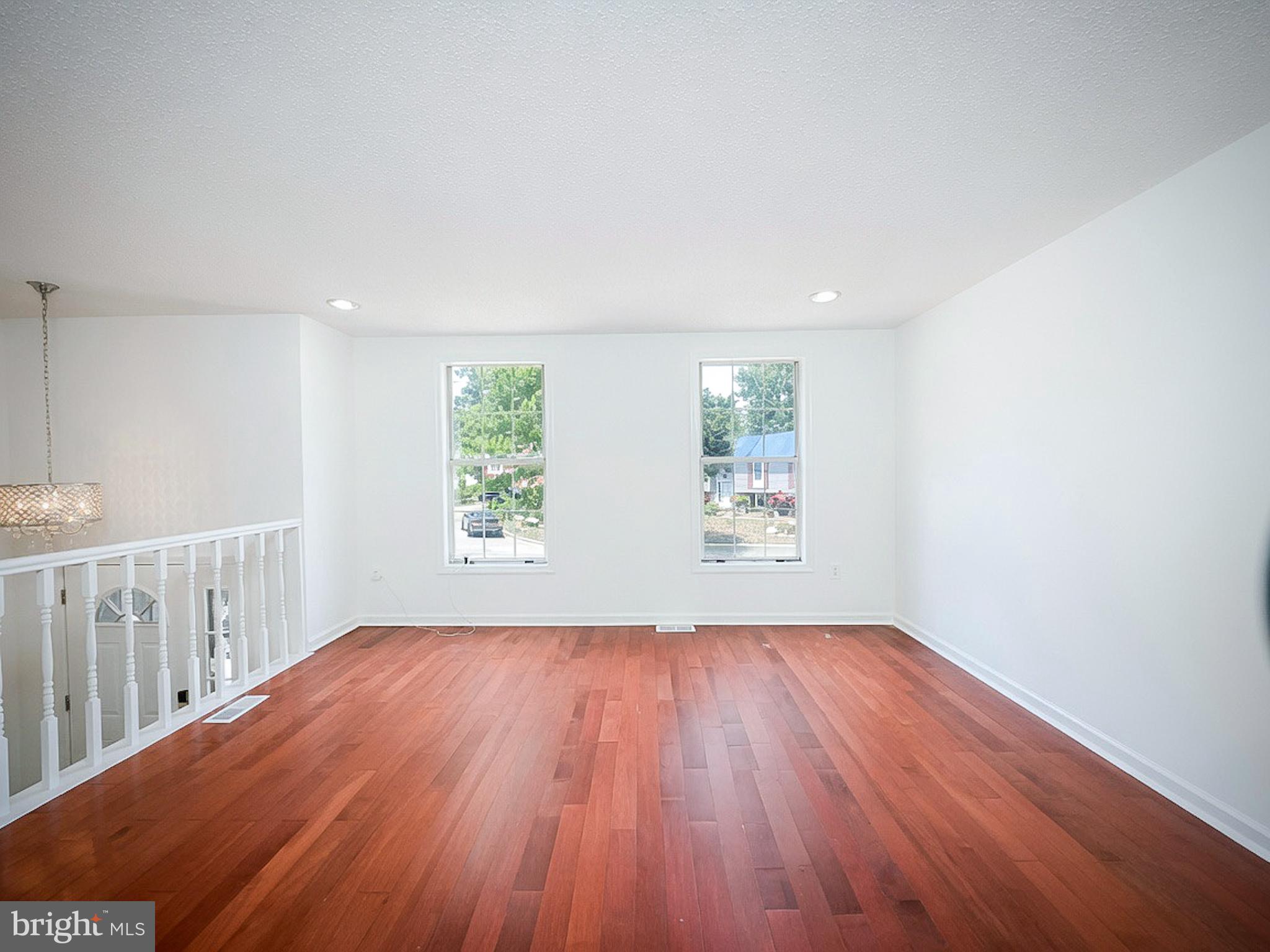 CRICKET RIDGE - Residential