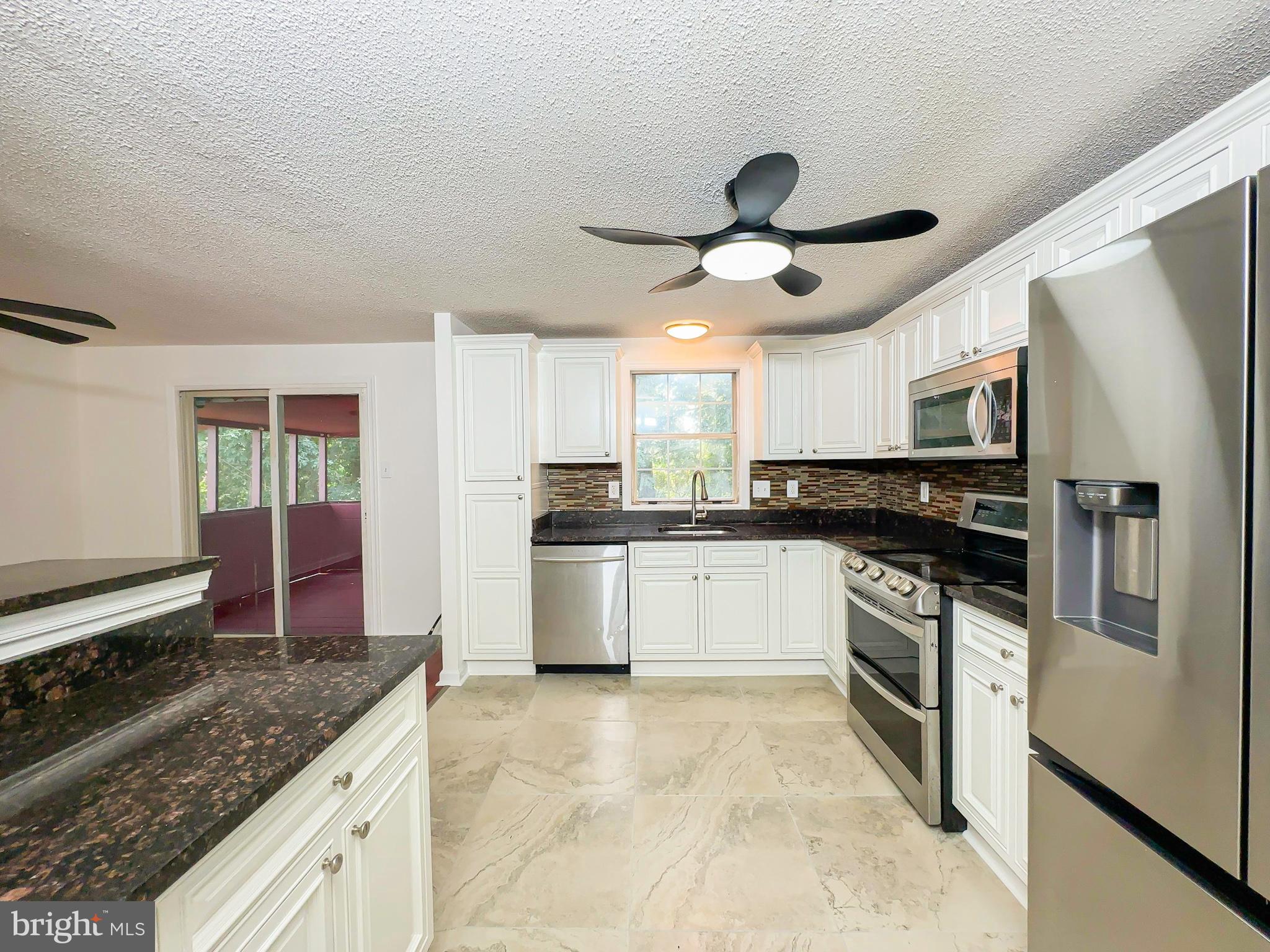 CRICKET RIDGE - Residential