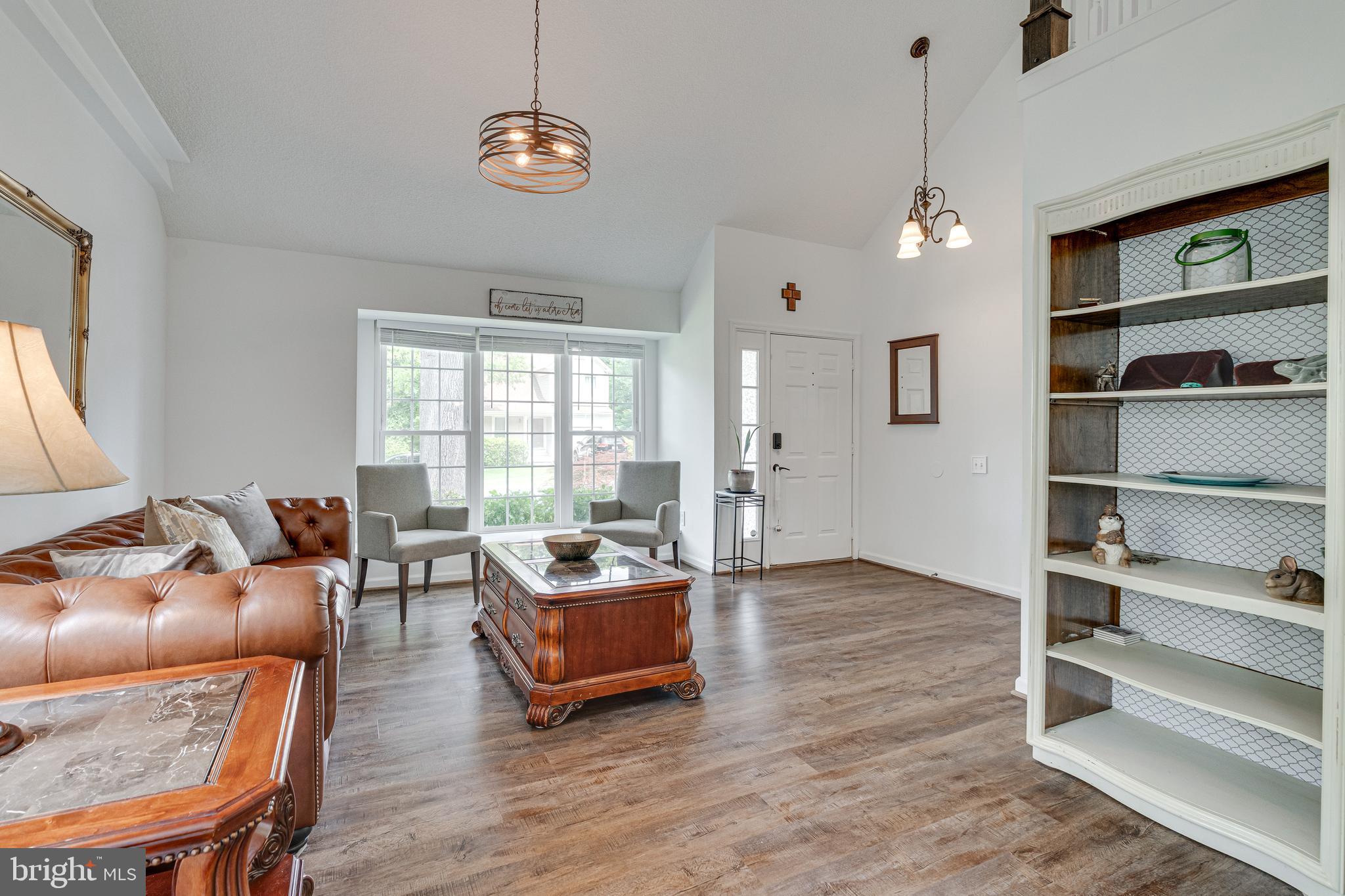DRANESVILLE ESTATES - Residential