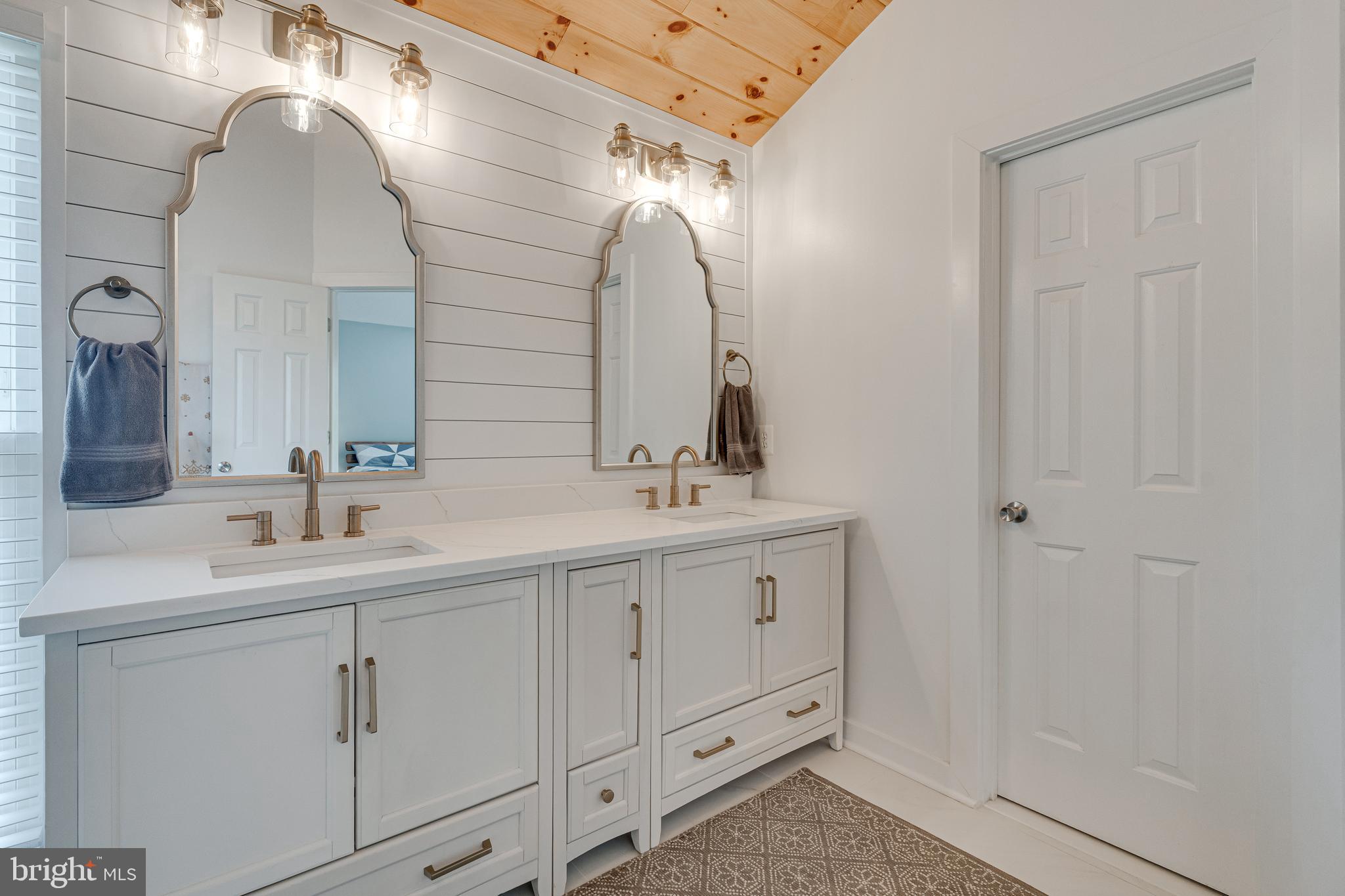 DRANESVILLE ESTATES - Residential