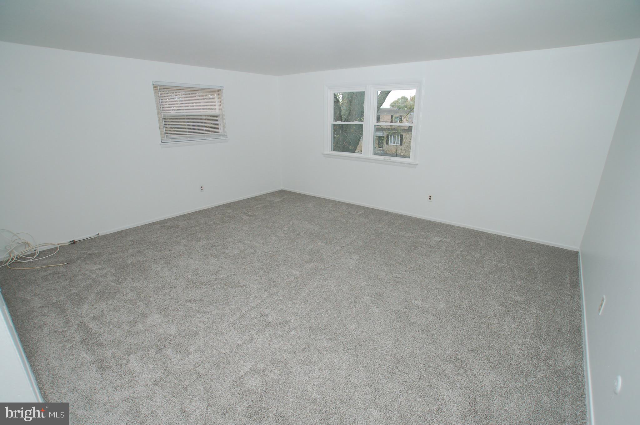 SPEEDWAY - Residential Income