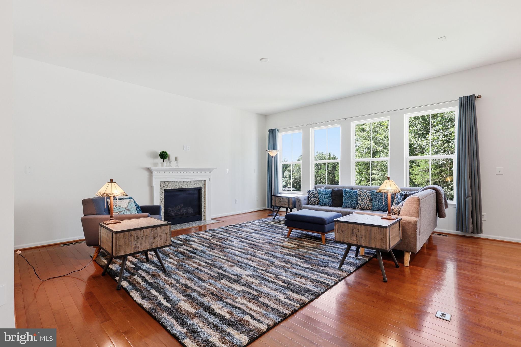 MARBURY - Residential