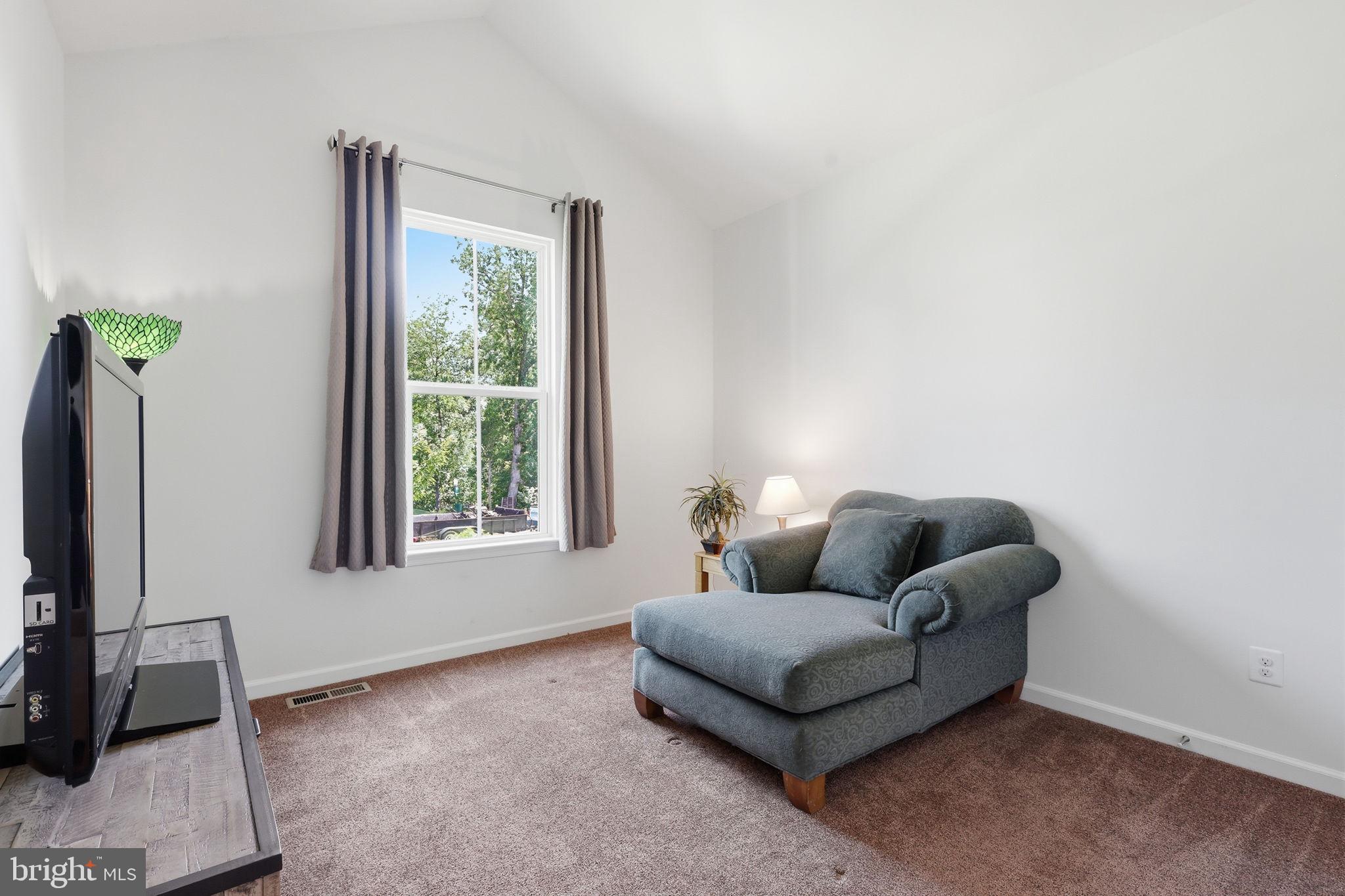 MARBURY - Residential