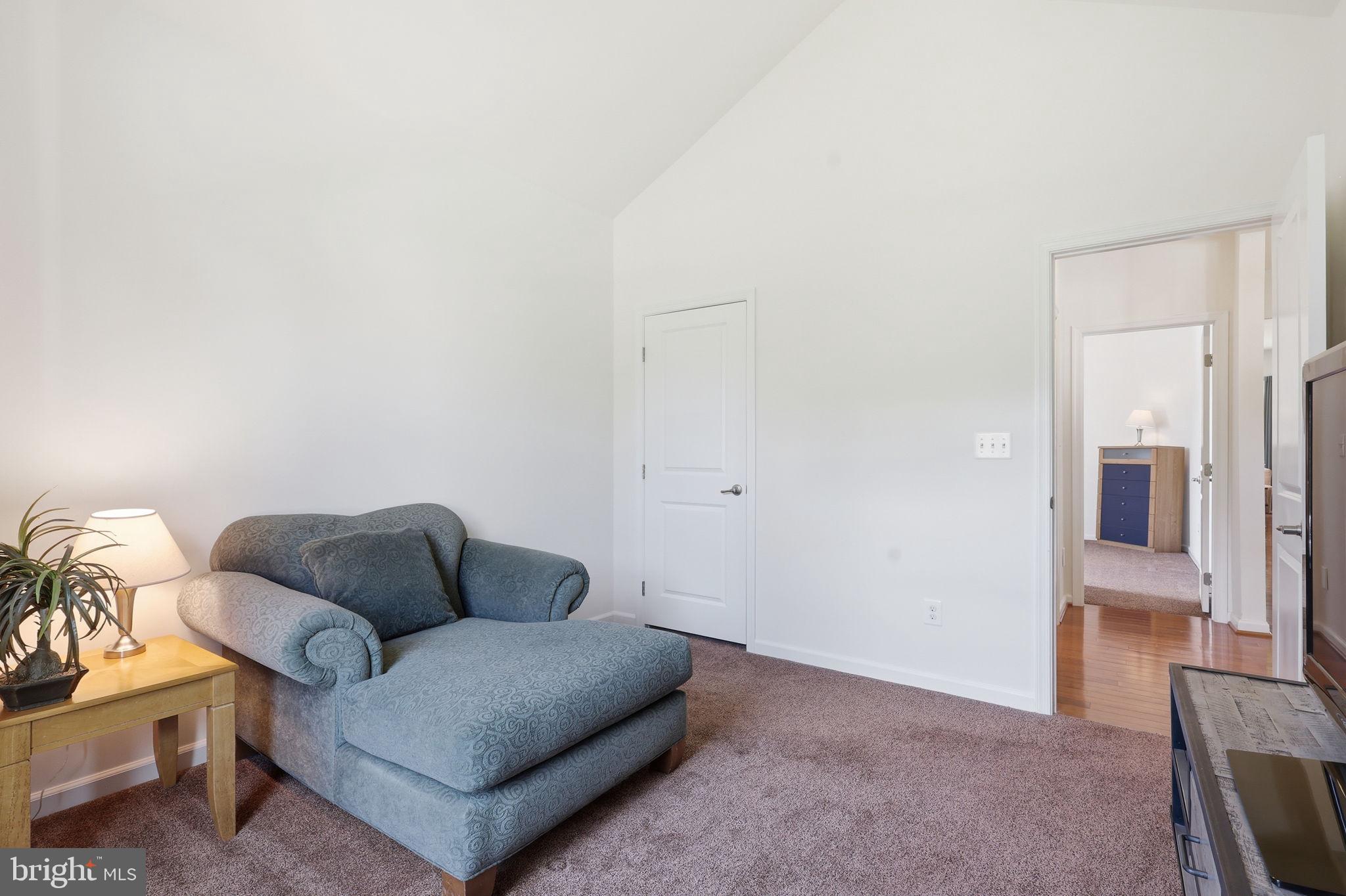 MARBURY - Residential