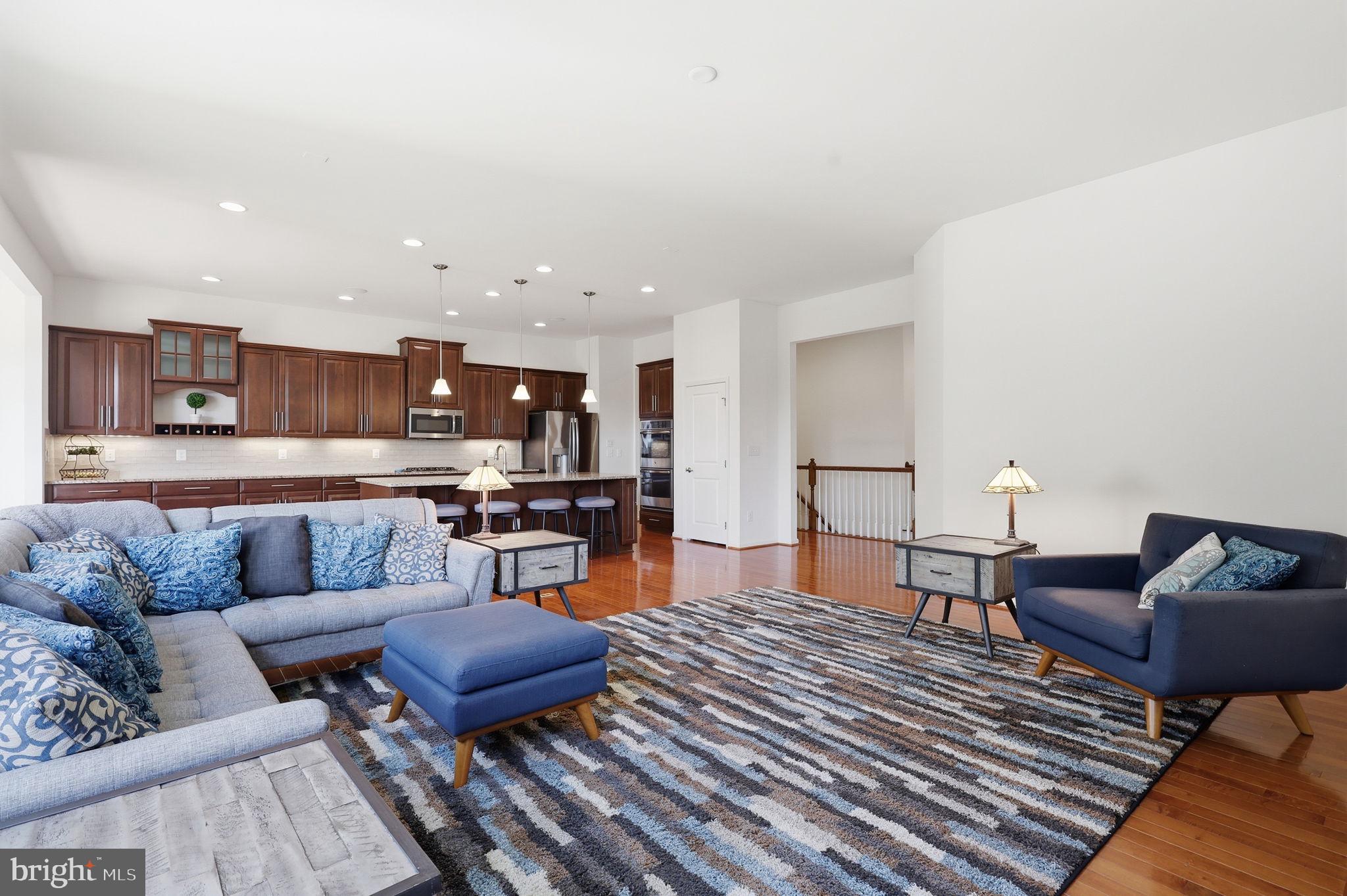 MARBURY - Residential