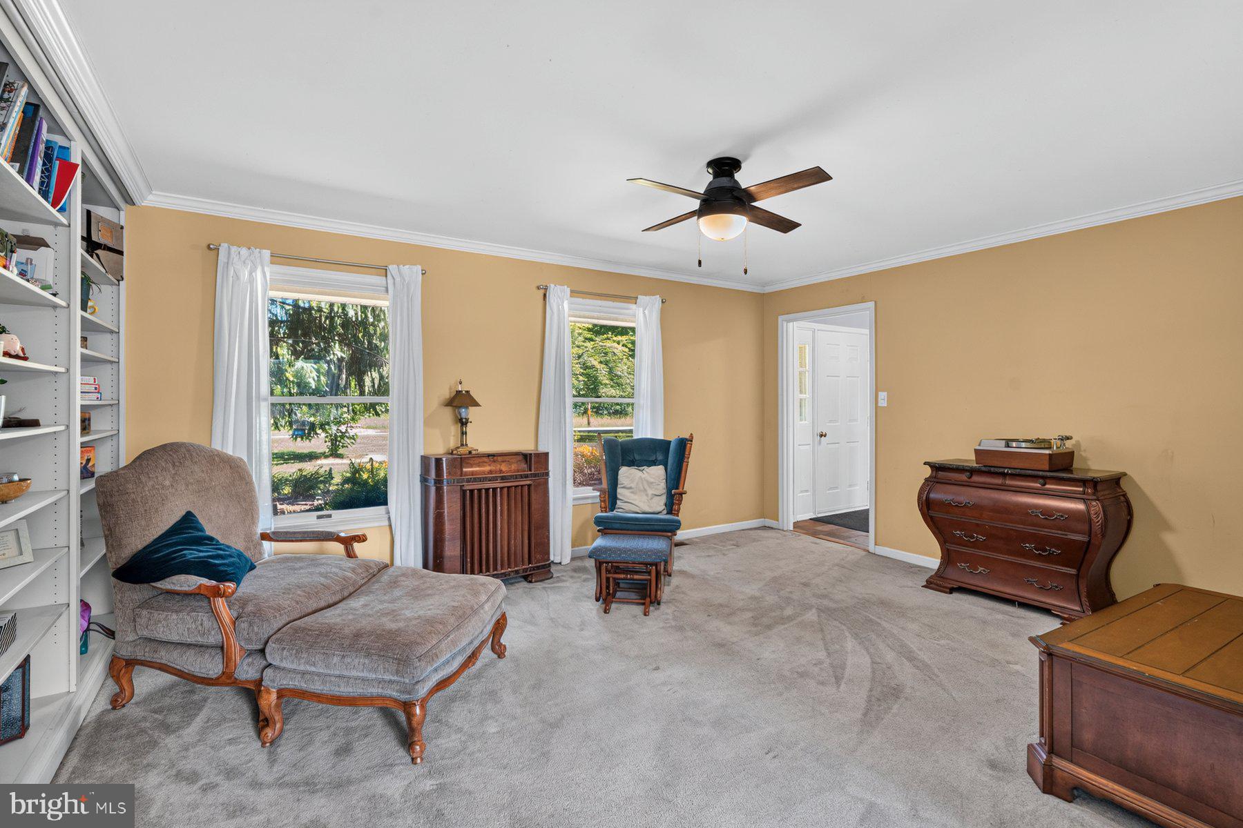 ROCKLAND ESTATES - Residential
