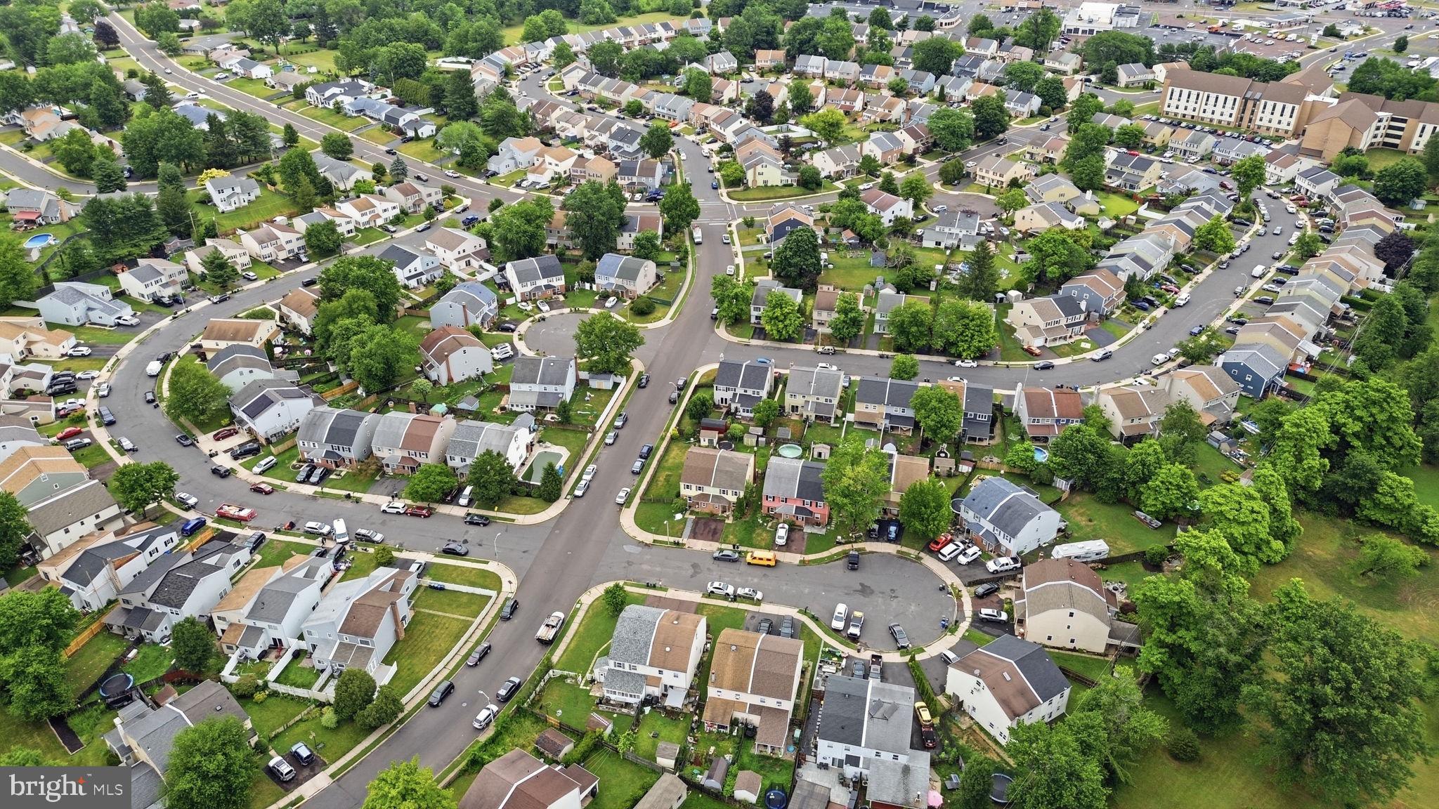 CEDAR GROVE ESTS - Residential
