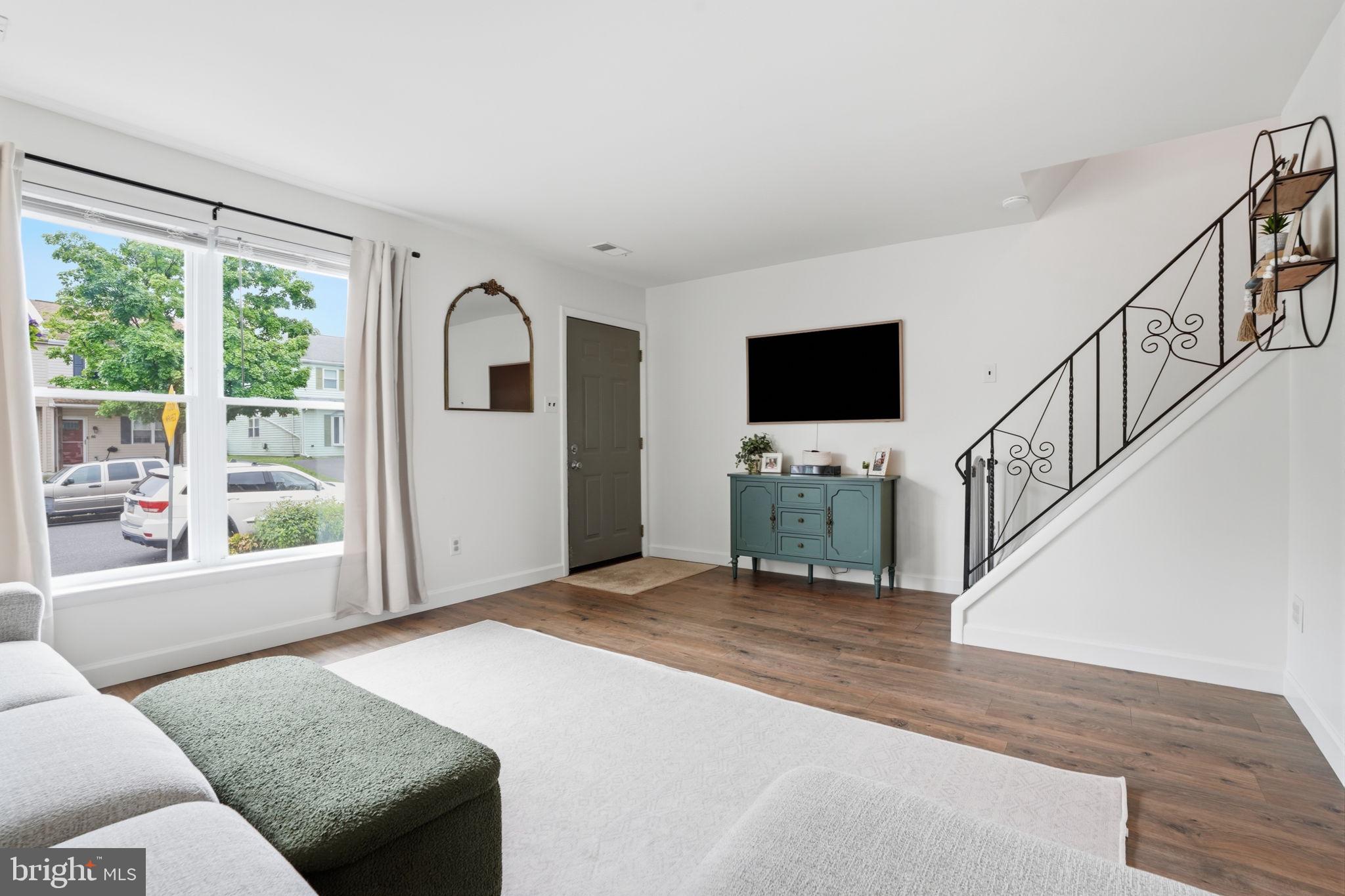 CEDAR GROVE ESTS - Residential