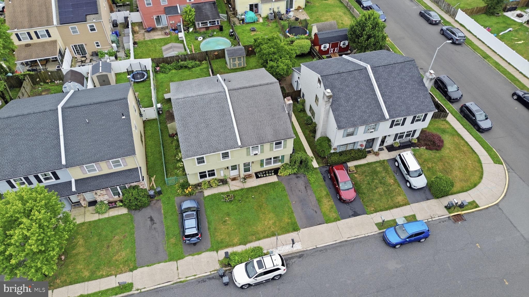 CEDAR GROVE ESTS - Residential