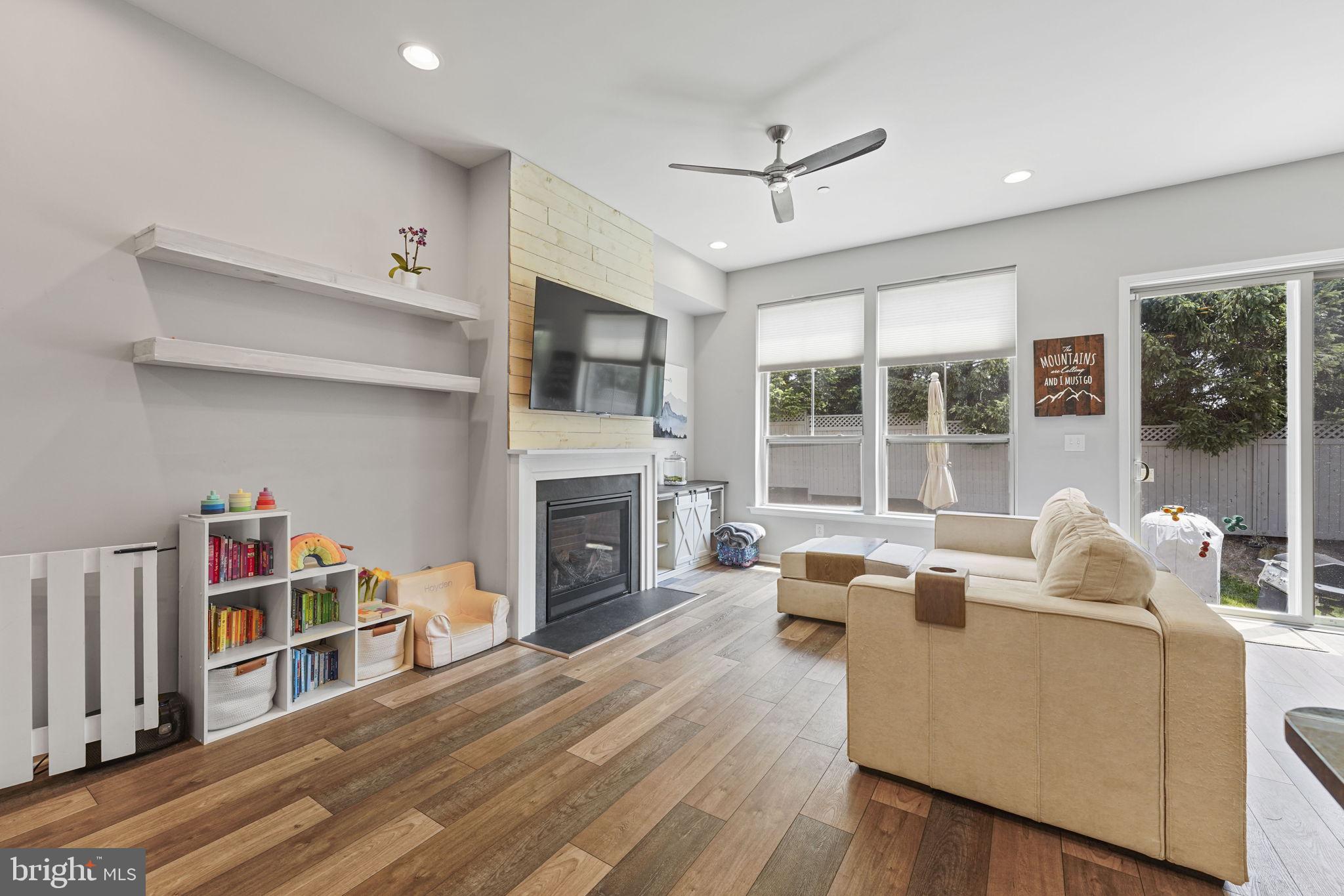 PAOLI WALK - Residential