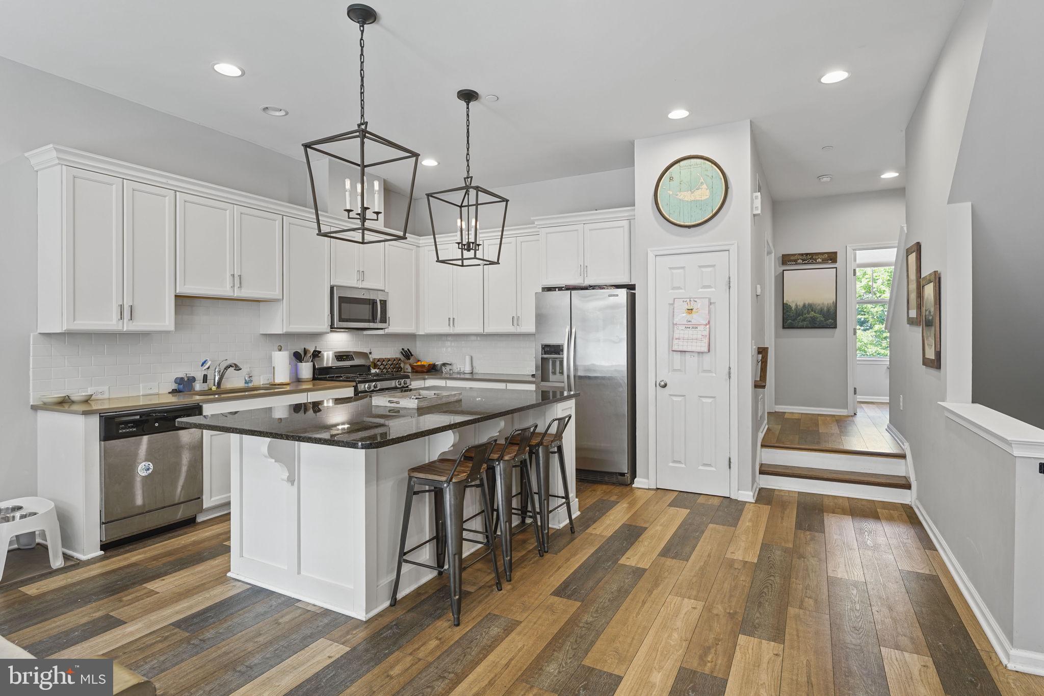 PAOLI WALK - Residential