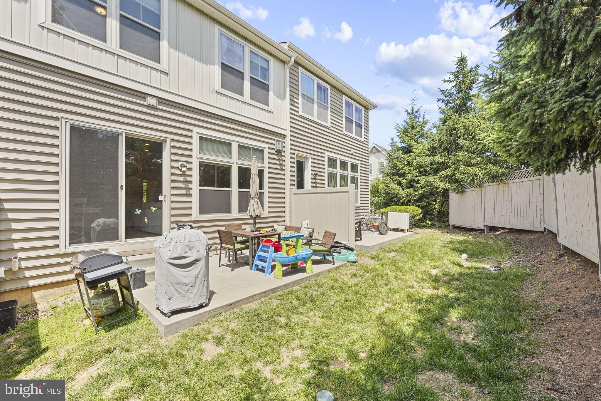PAOLI WALK - Residential