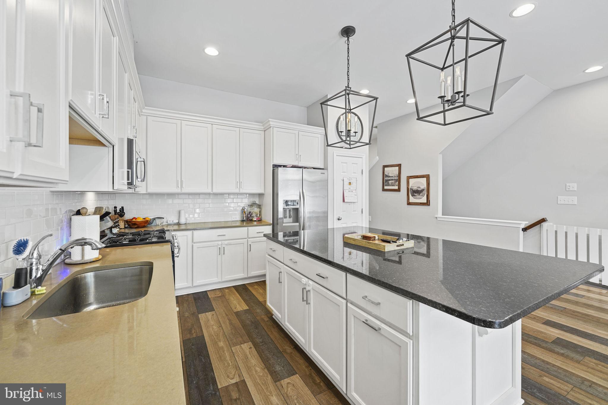 PAOLI WALK - Residential