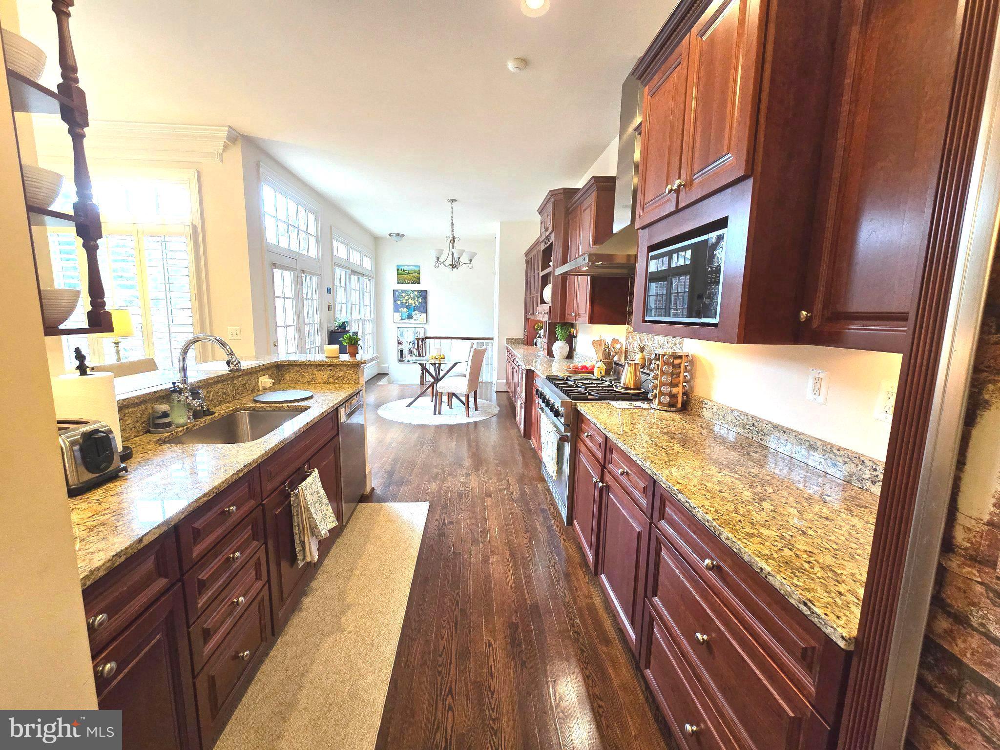 EVANS FARM - Residential