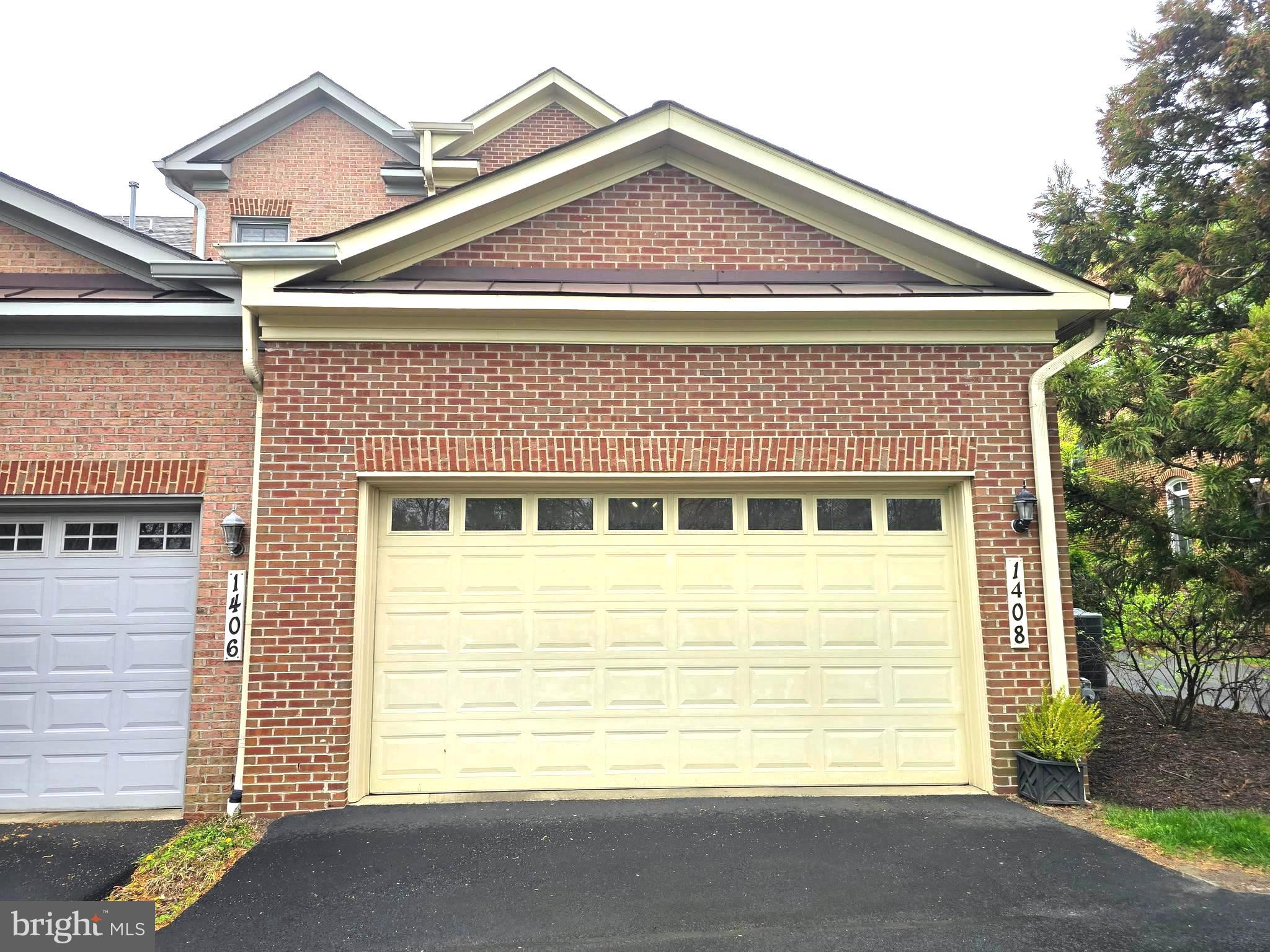 EVANS FARM - Residential