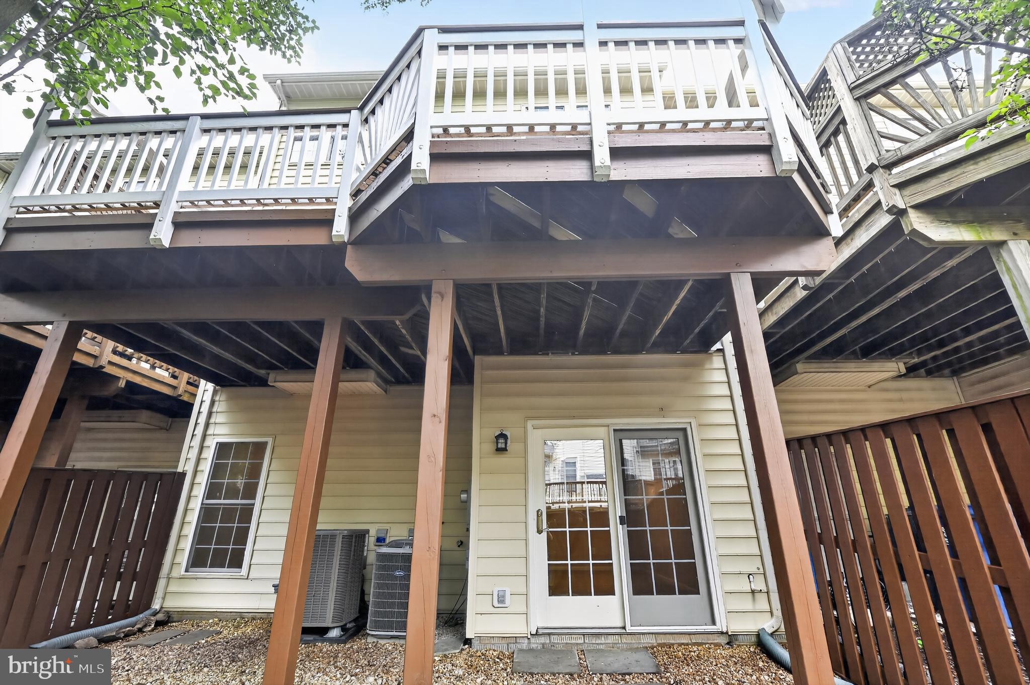 SOUTH RIDING - Residential