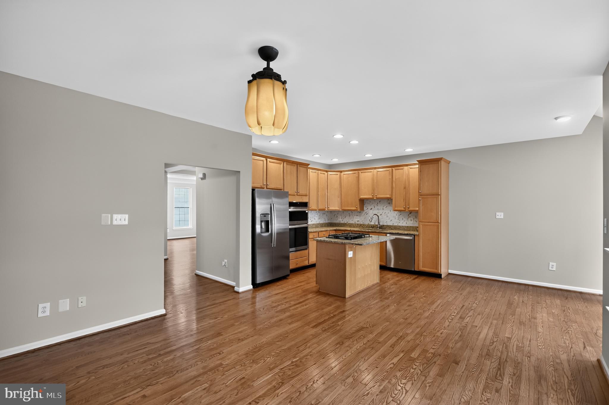 SOUTH RIDING - Residential