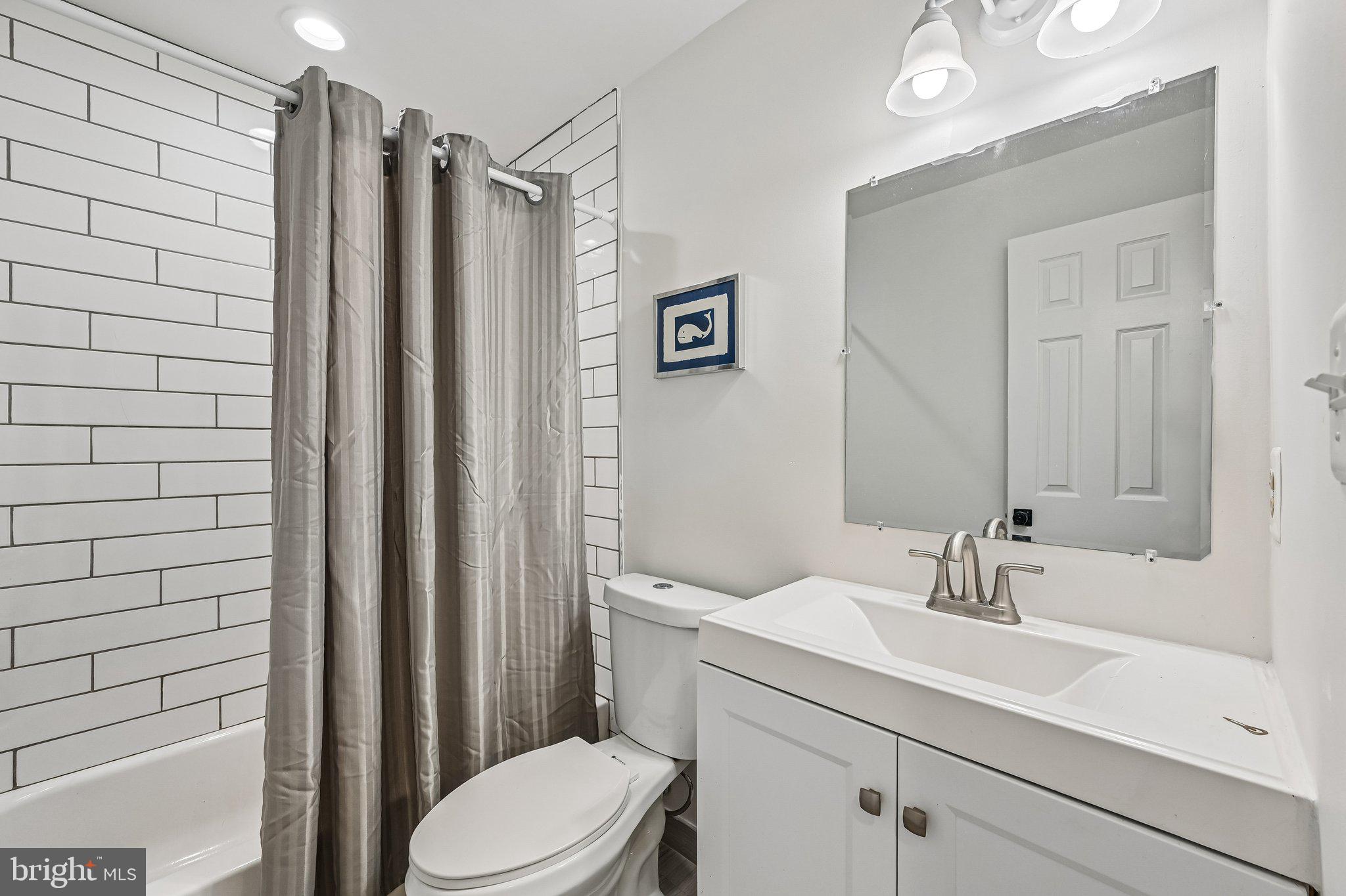 FOXBOROUGH FARMS - Residential