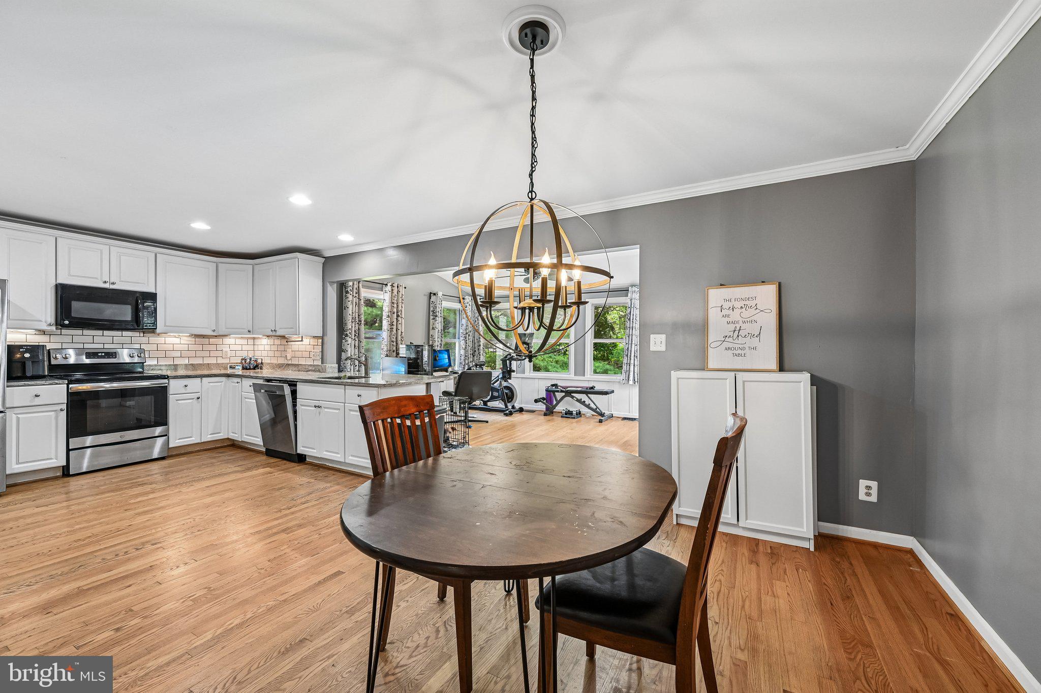FOXBOROUGH FARMS - Residential