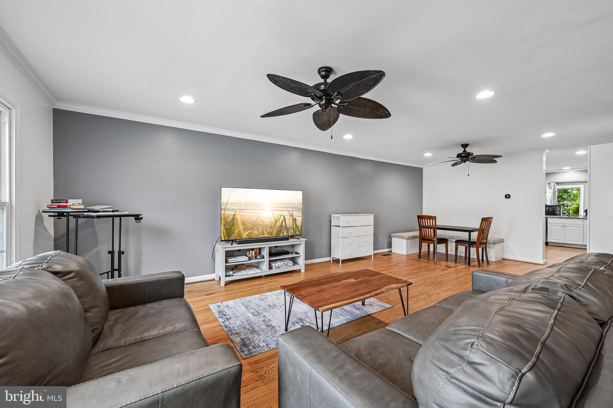 FOXBOROUGH FARMS - Residential