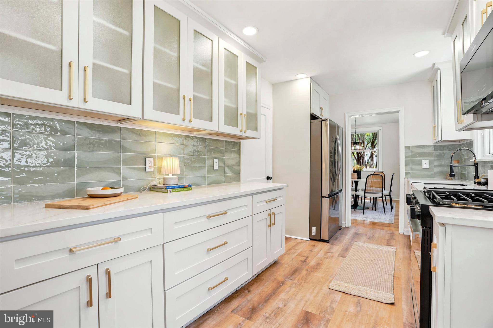 WOODMERE - Residential