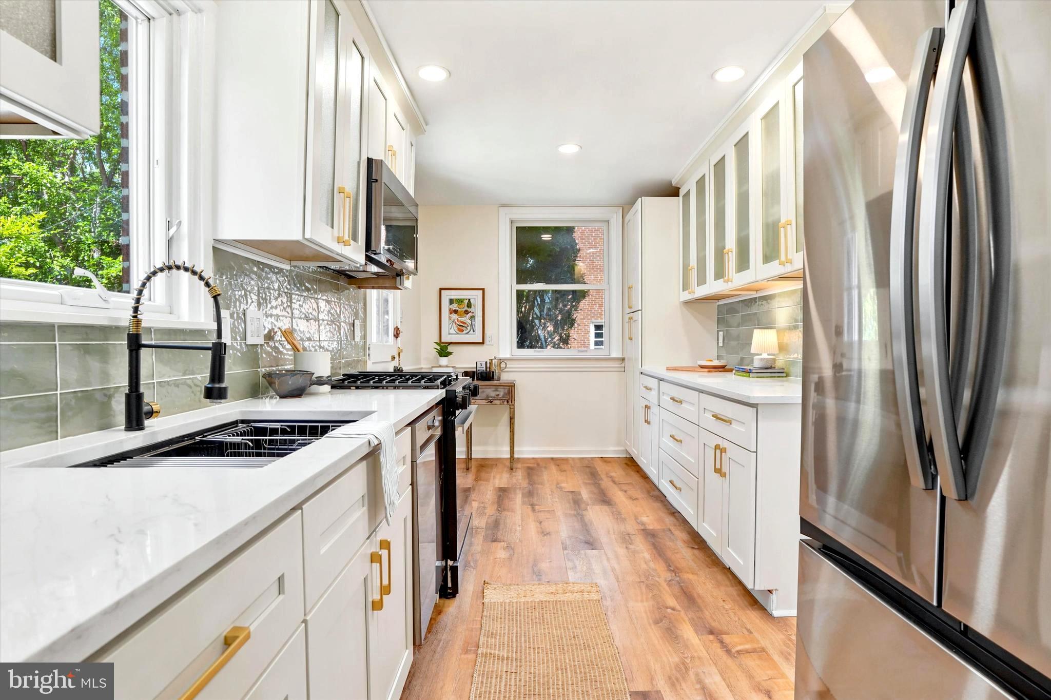 WOODMERE - Residential