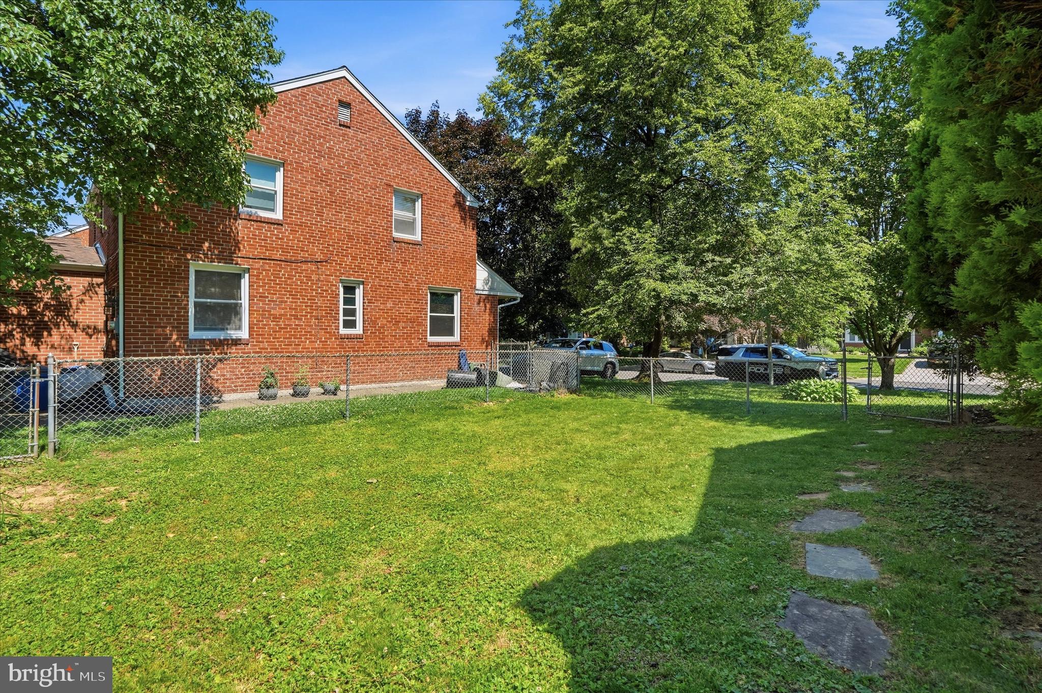 WOODMERE - Residential