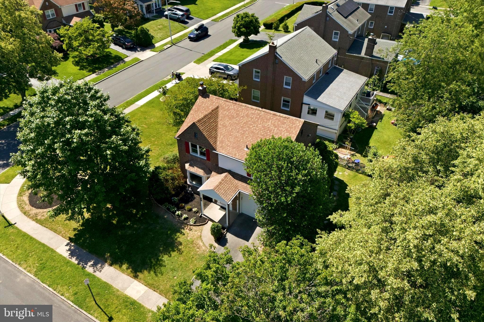 WOODMERE - Residential