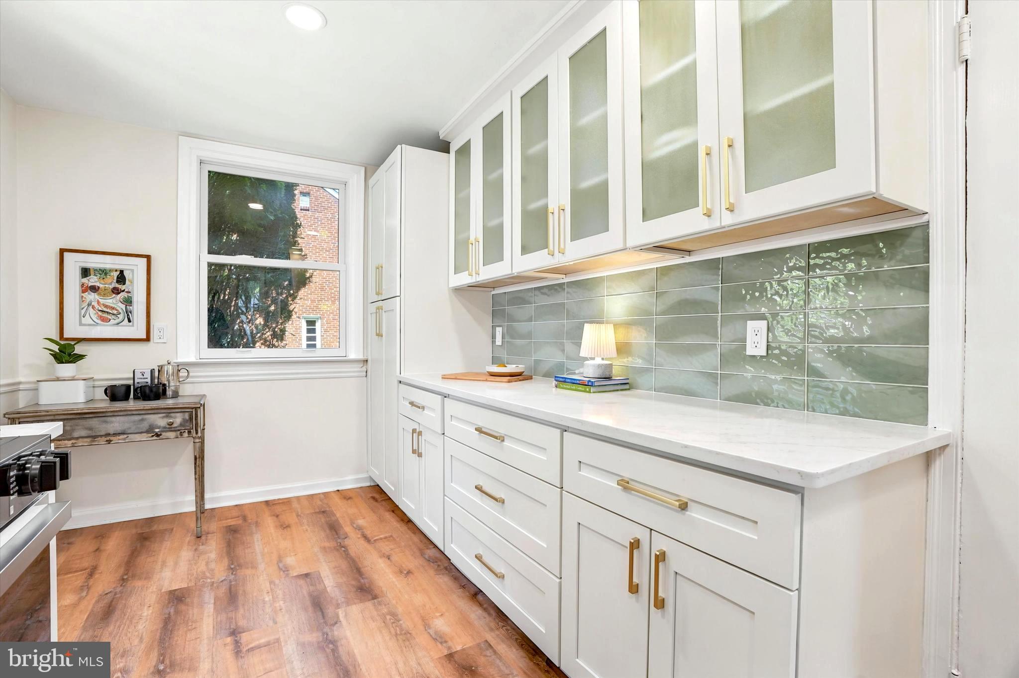 WOODMERE - Residential