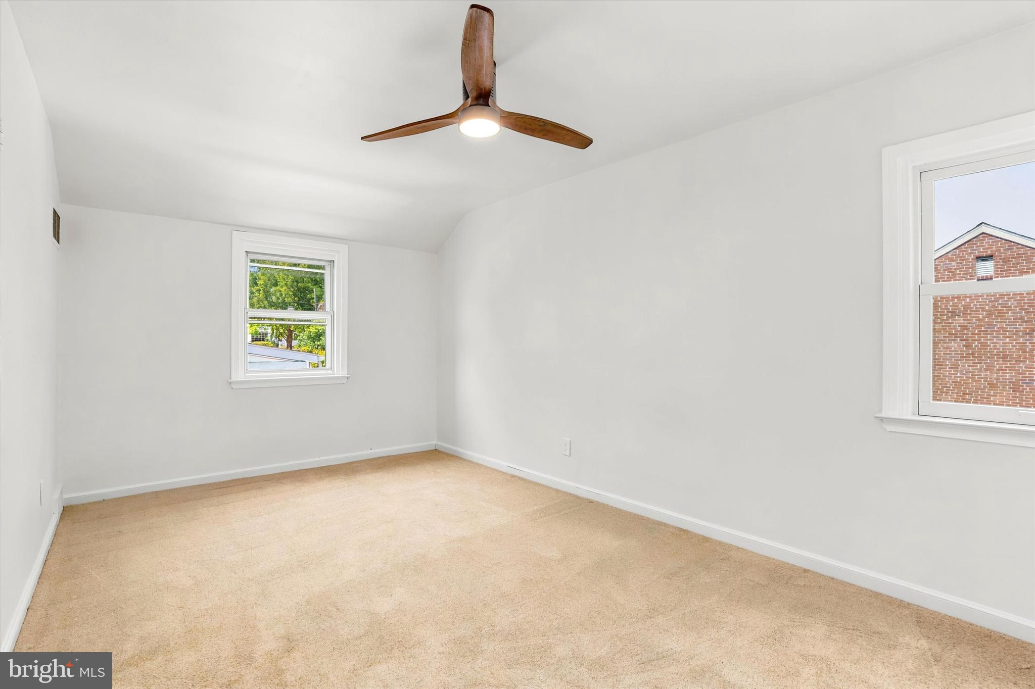 WOODMERE - Residential