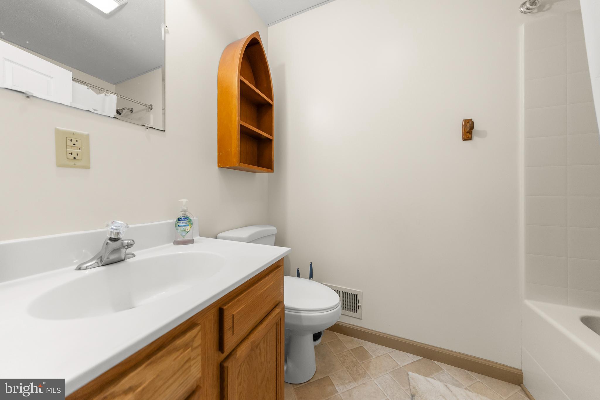 SHAWNEELAND - Residential