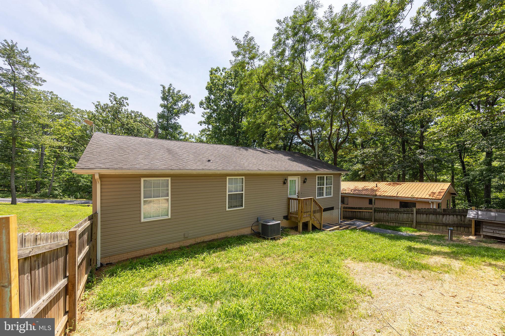 SHAWNEELAND - Residential