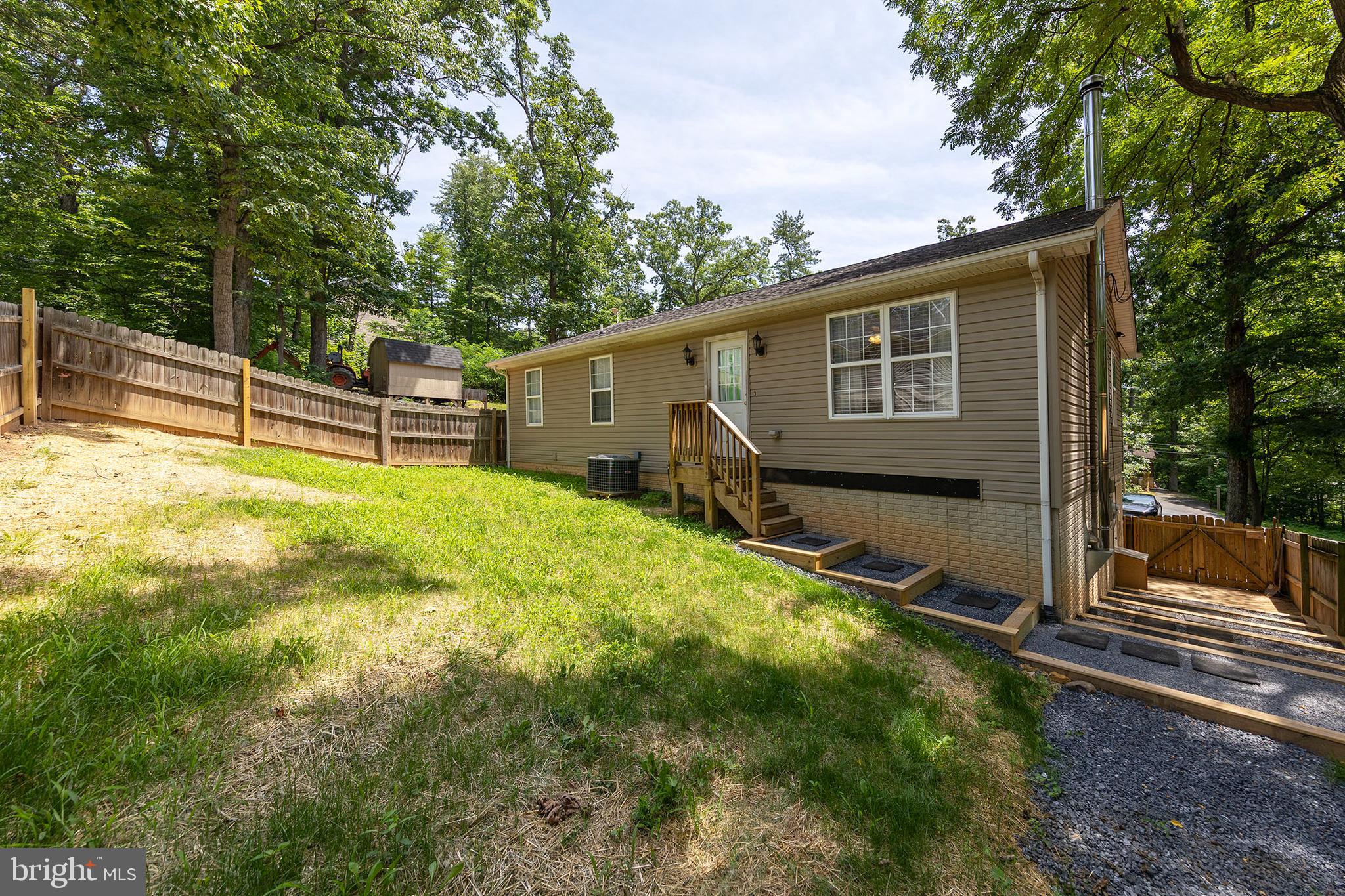 SHAWNEELAND - Residential