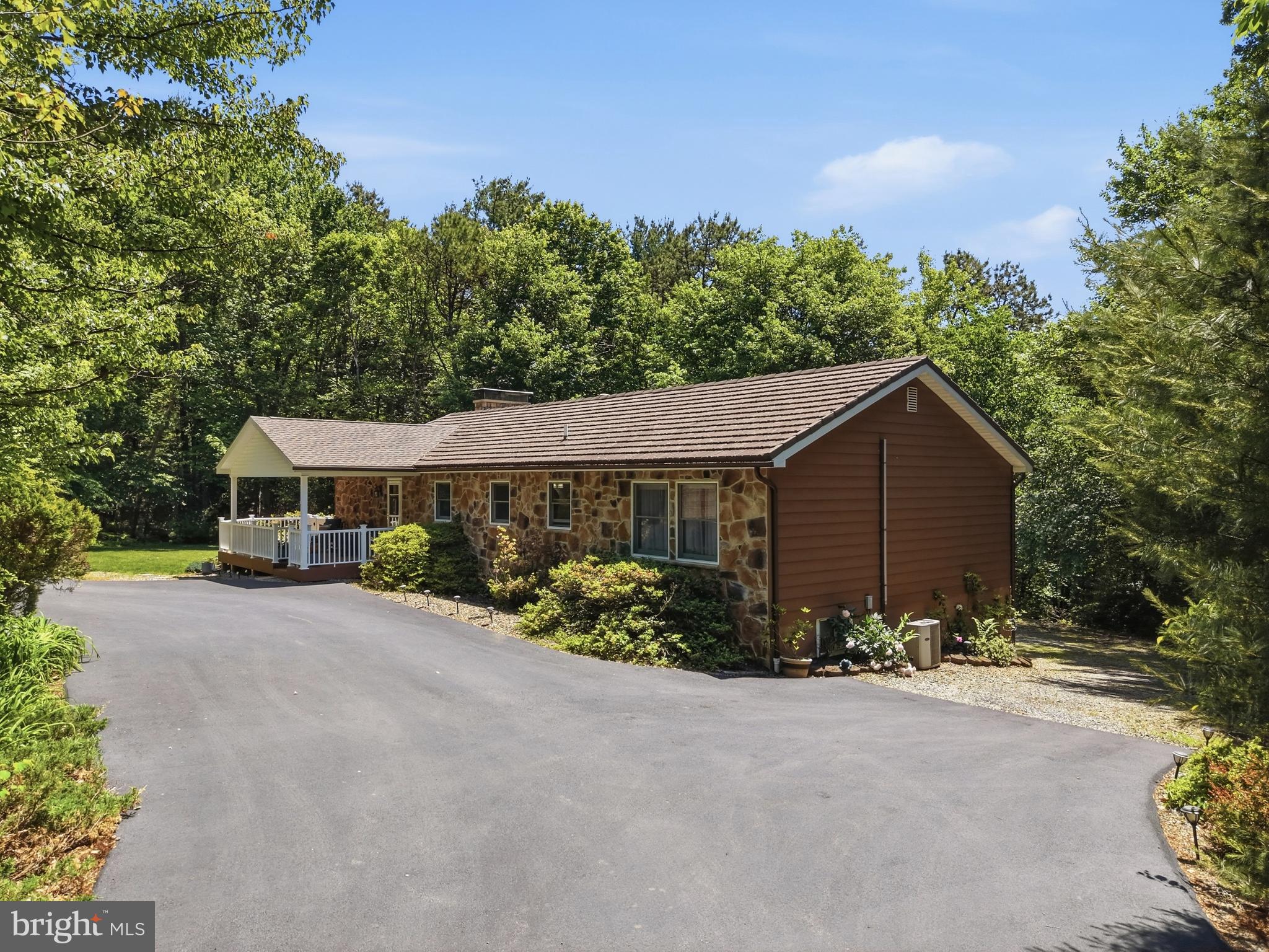 BELTZVILLE LAKE HGTS - Residential