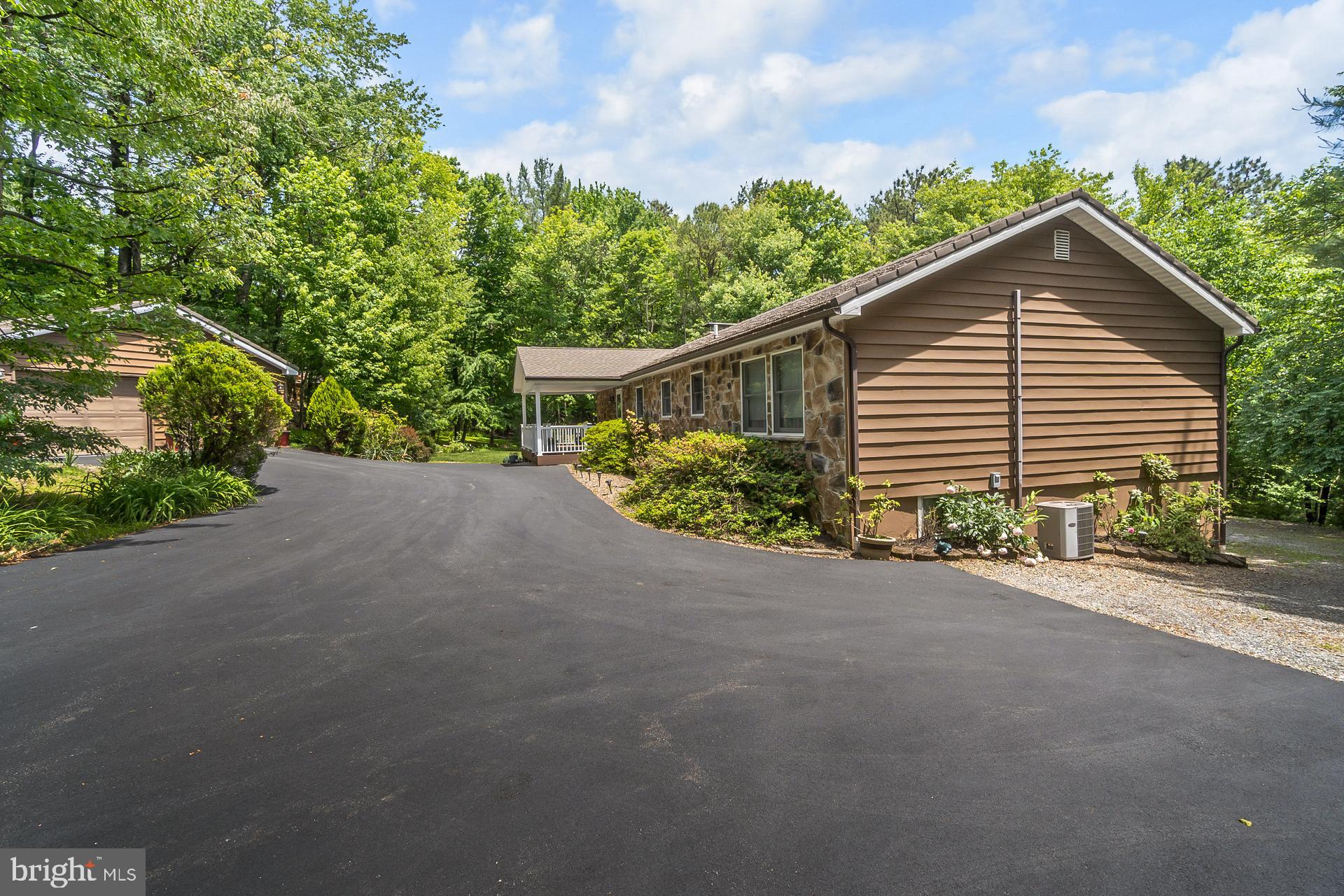 BELTZVILLE LAKE HGTS - Residential