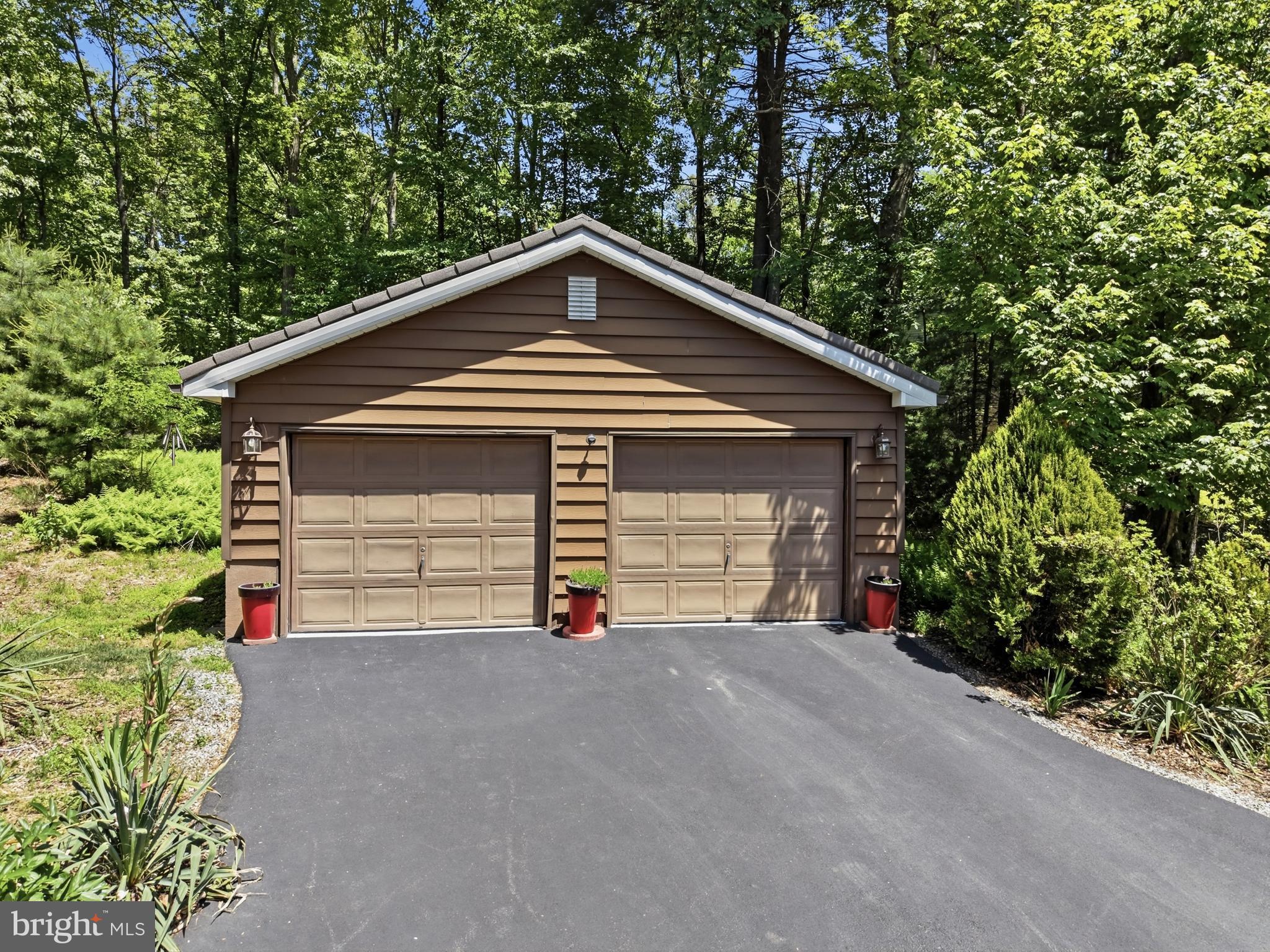 BELTZVILLE LAKE HGTS - Residential