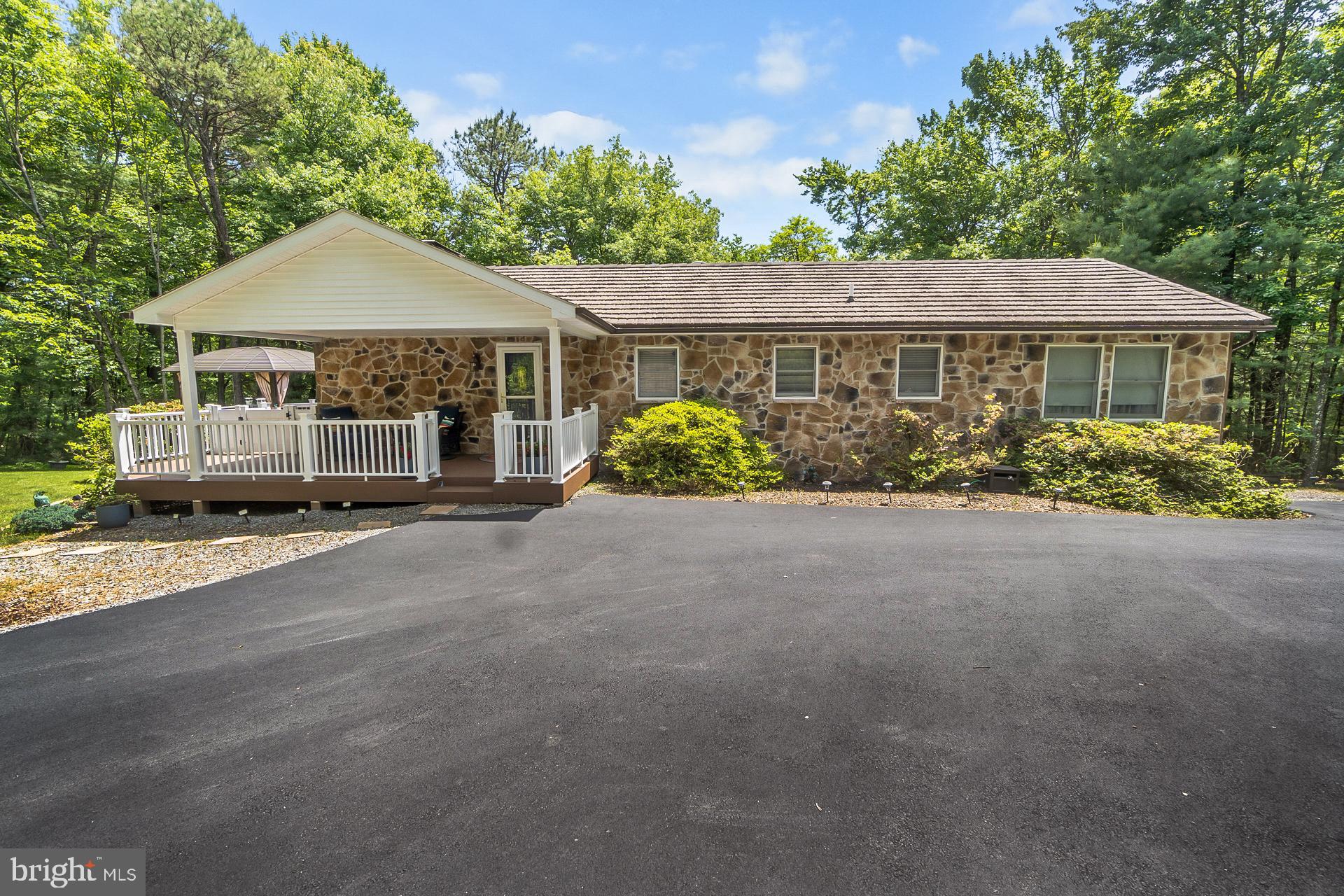 BELTZVILLE LAKE HGTS - Residential