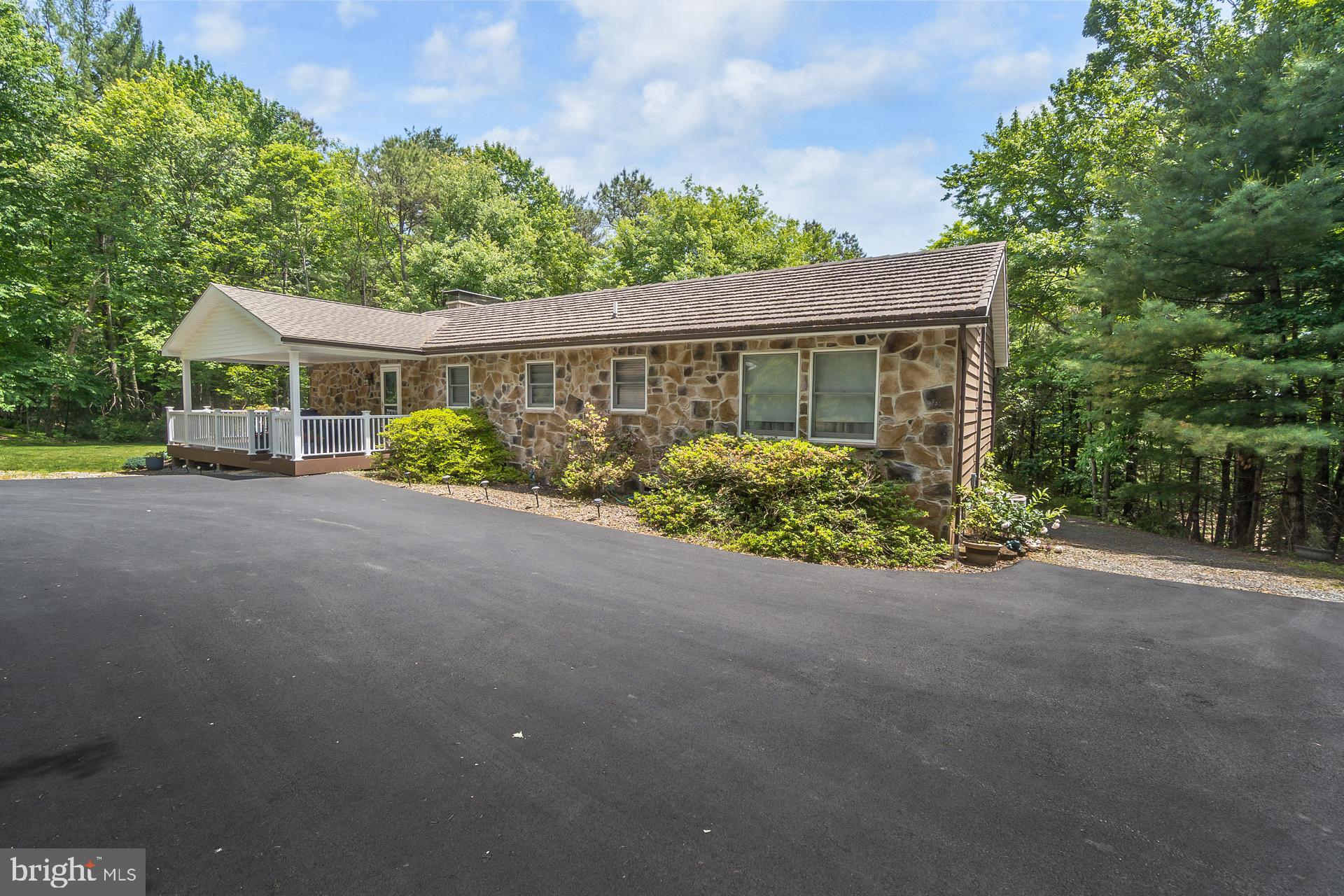 BELTZVILLE LAKE HGTS - Residential
