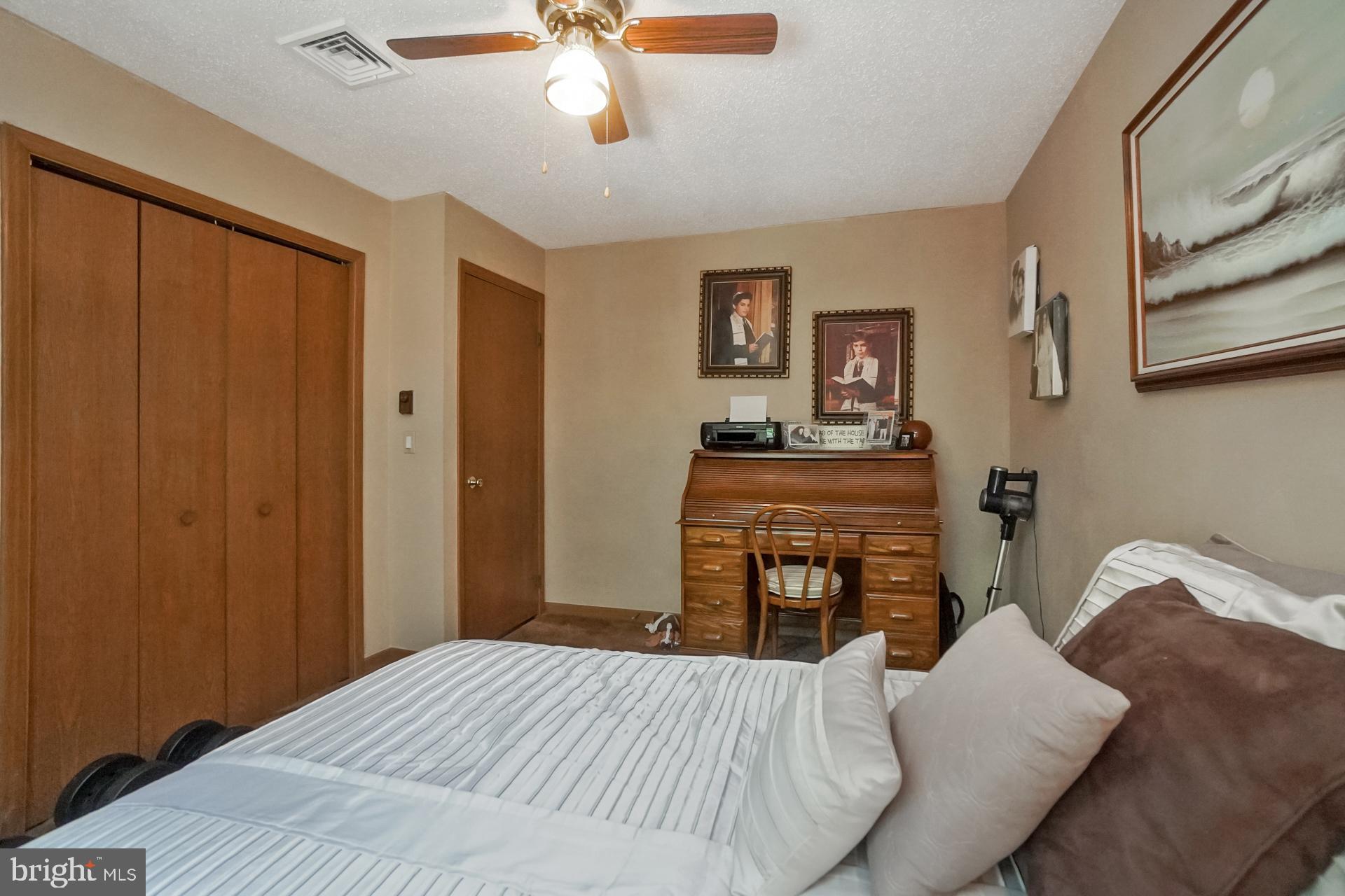 BELTZVILLE LAKE HGTS - Residential