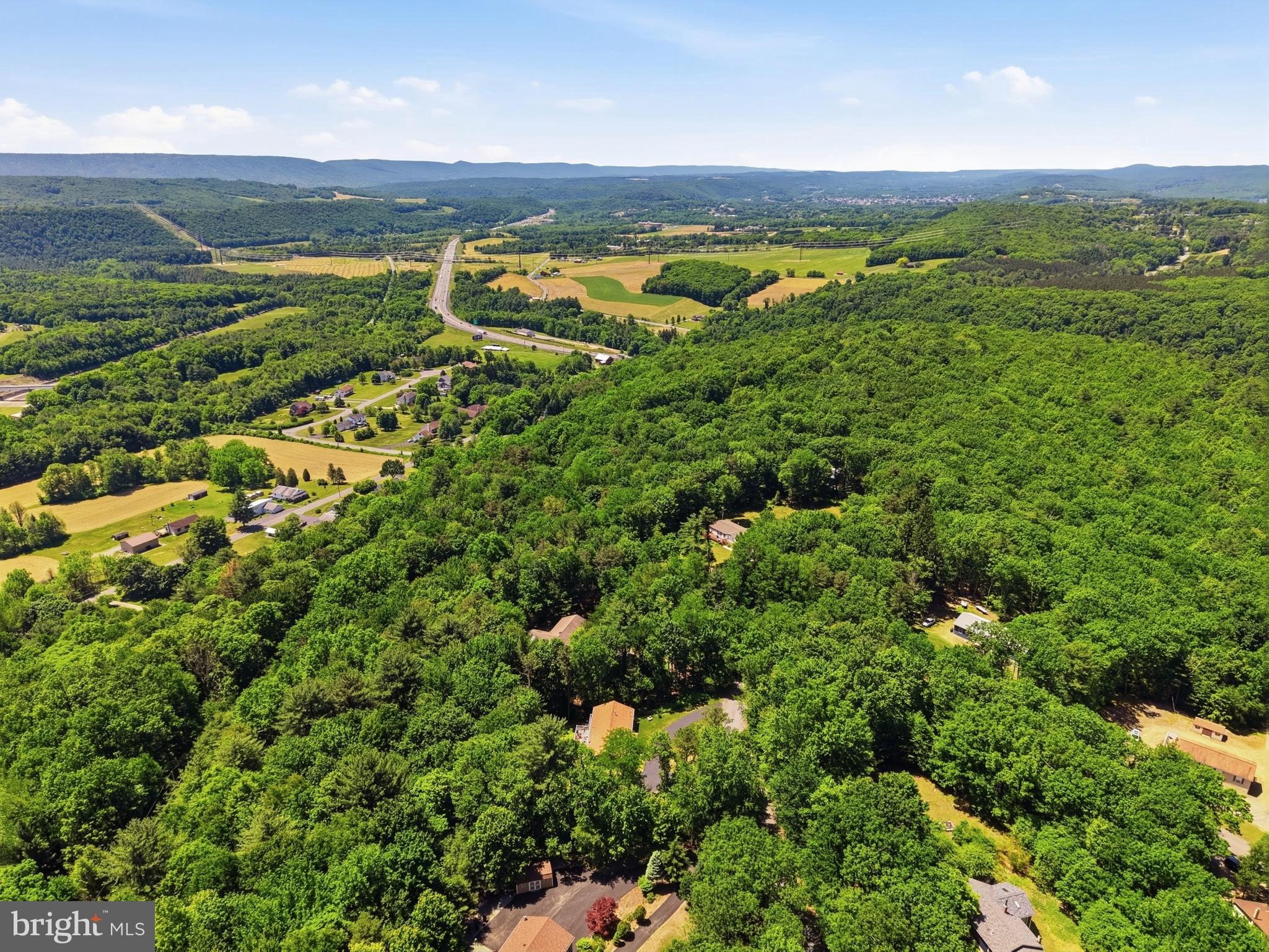 BELTZVILLE LAKE HGTS - Residential