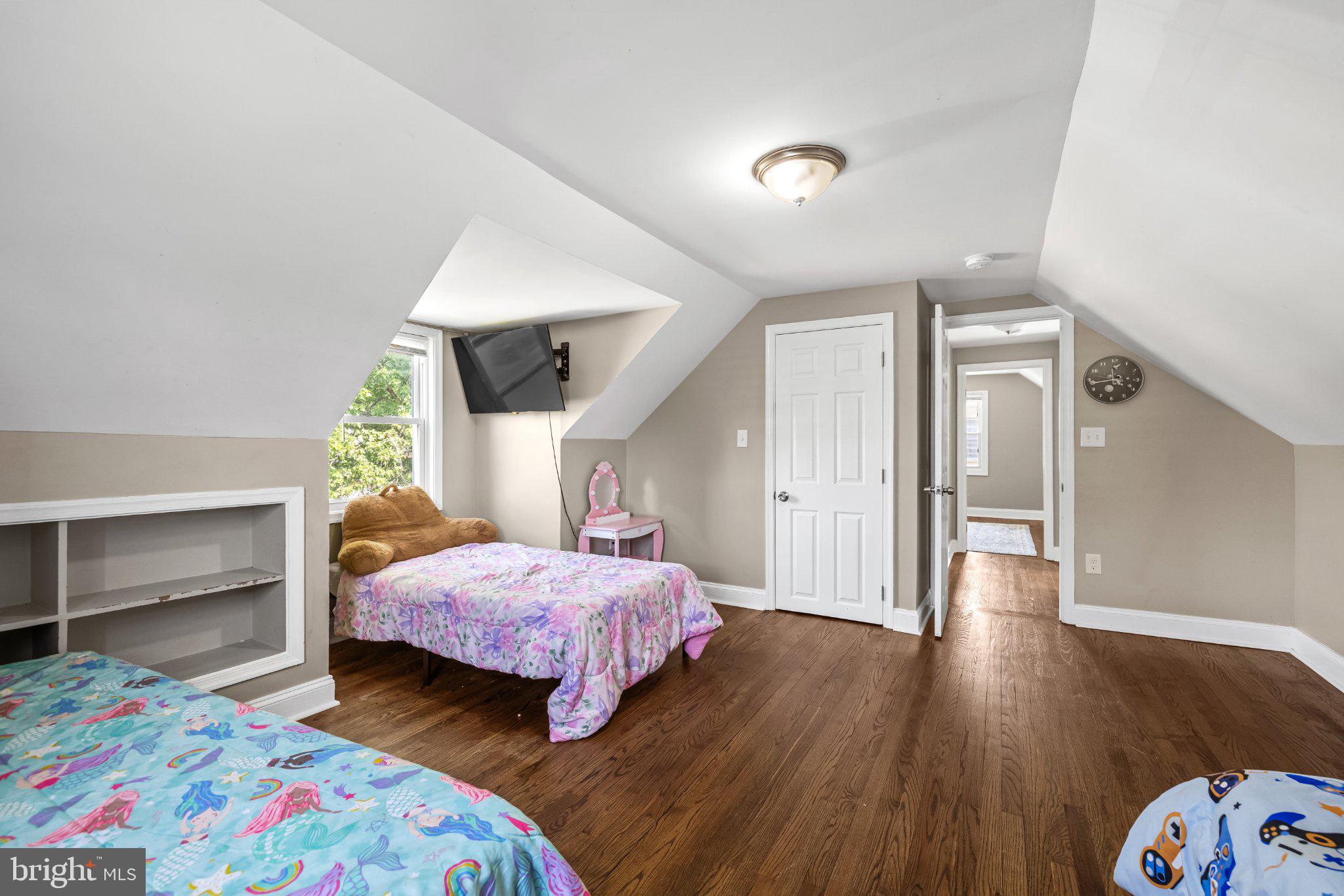 MILFORD GARDENS - Residential