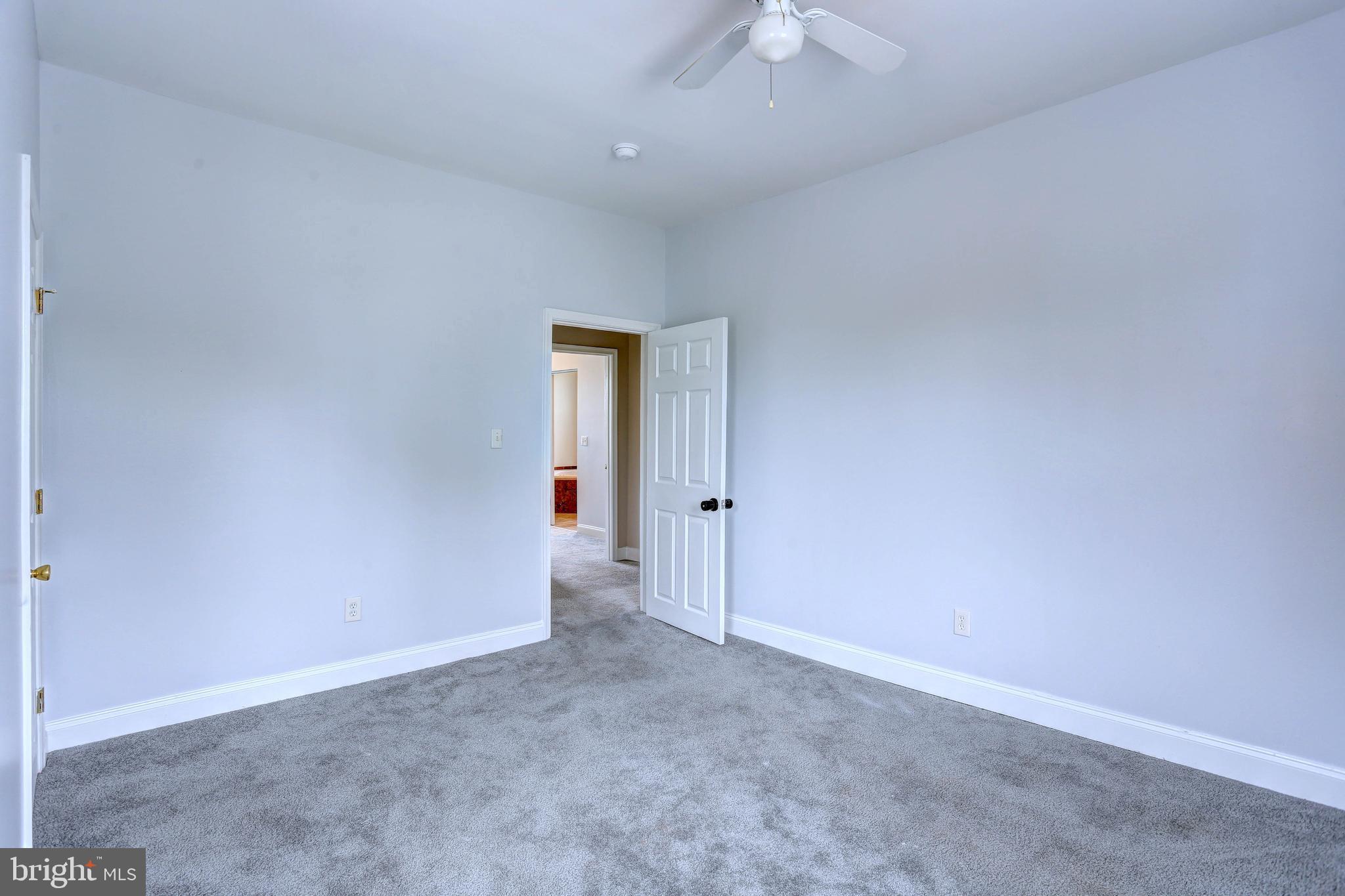 HOWARD PARK - Residential