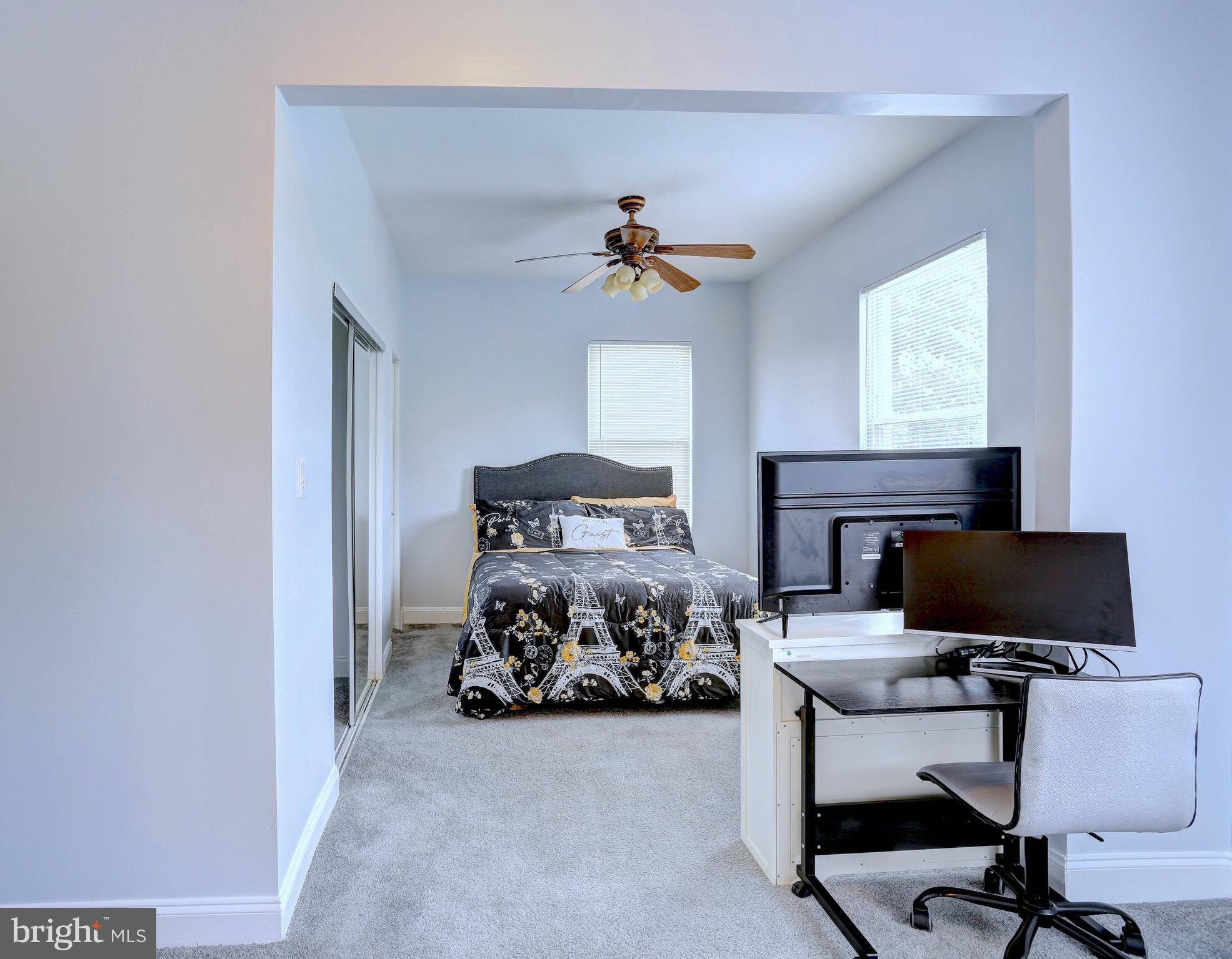 HOWARD PARK - Residential
